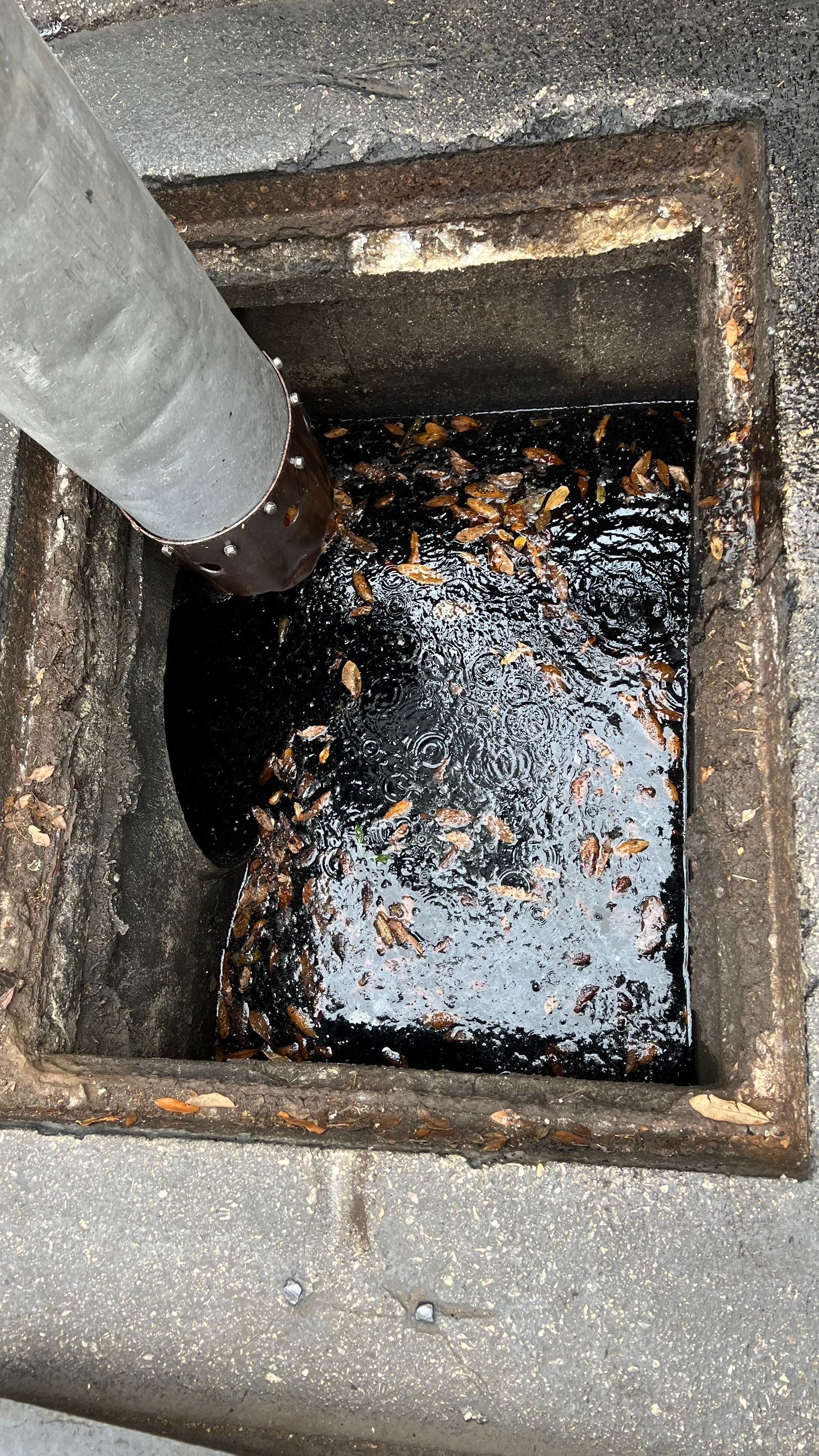 Apartment Complex Storm Water System Cleaning and Maintenance by APS Power & Water