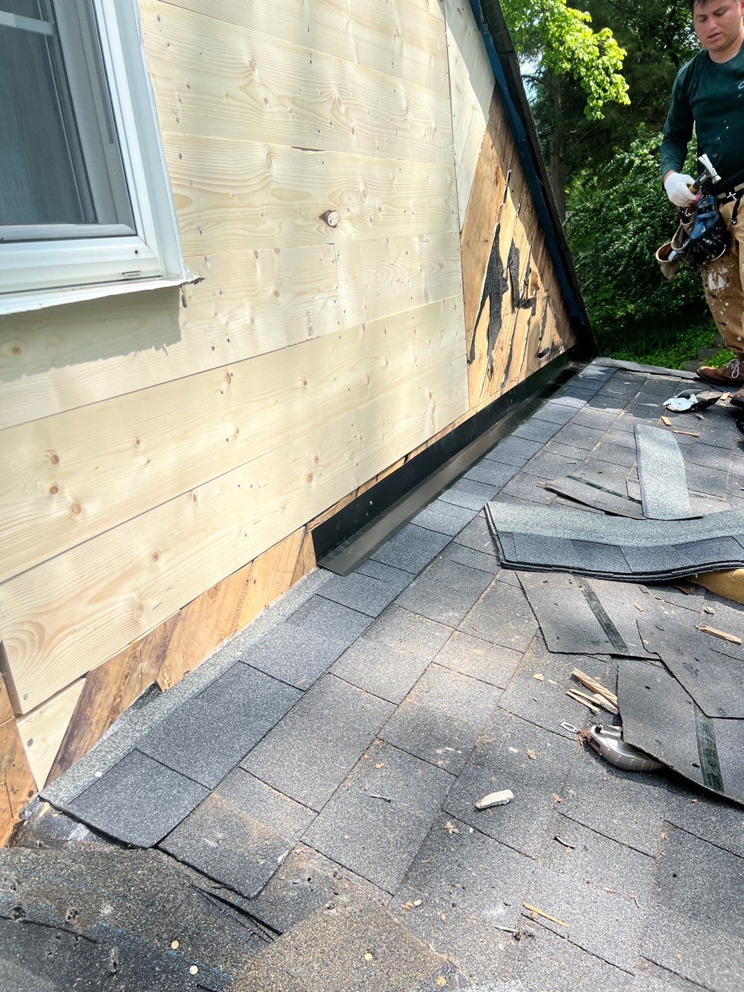 Annandale: James Hardie Siding Installation by RM Banning, Inc.