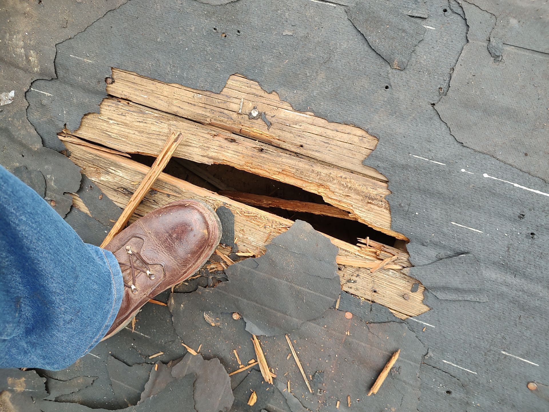 Residential Roofing Repair using Malarkey Highlander: Natural Wood by Hostetler Roofing