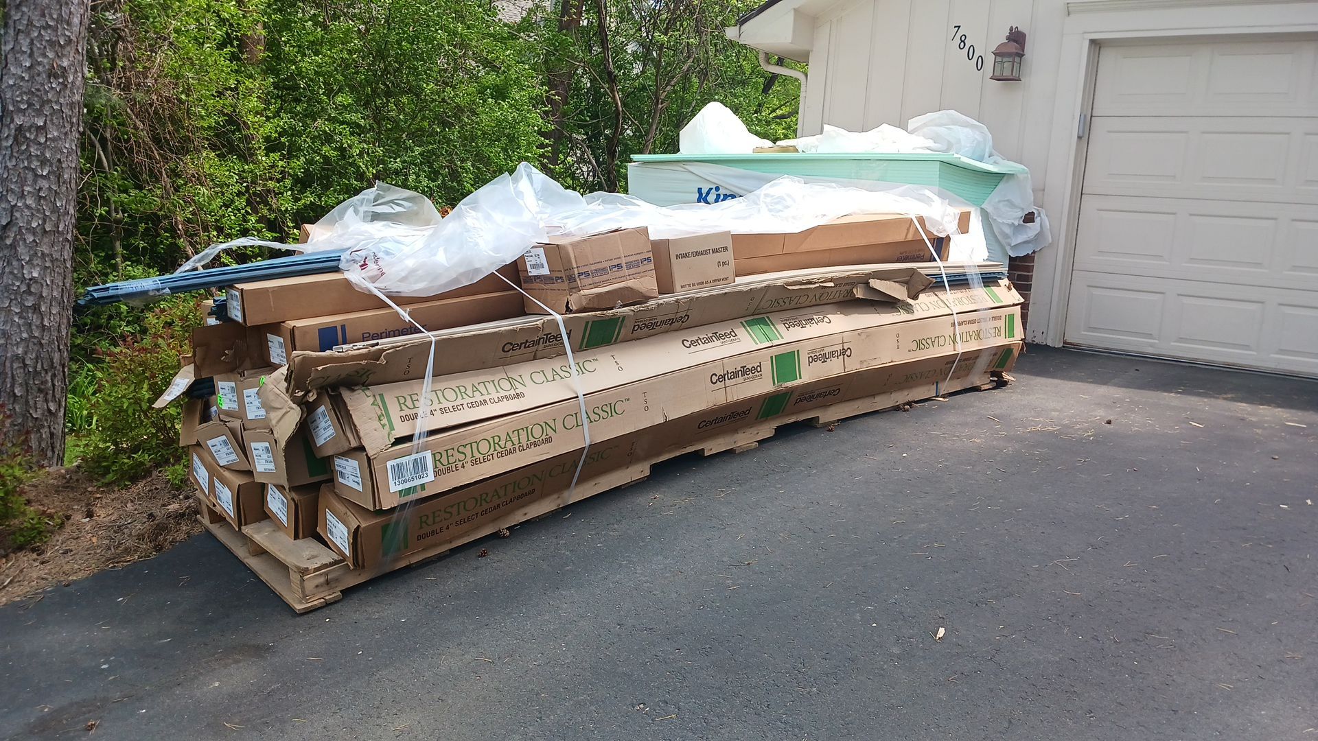 Siding Replacement using CertainTeed Restoration Classis D4 by 180 Contractors