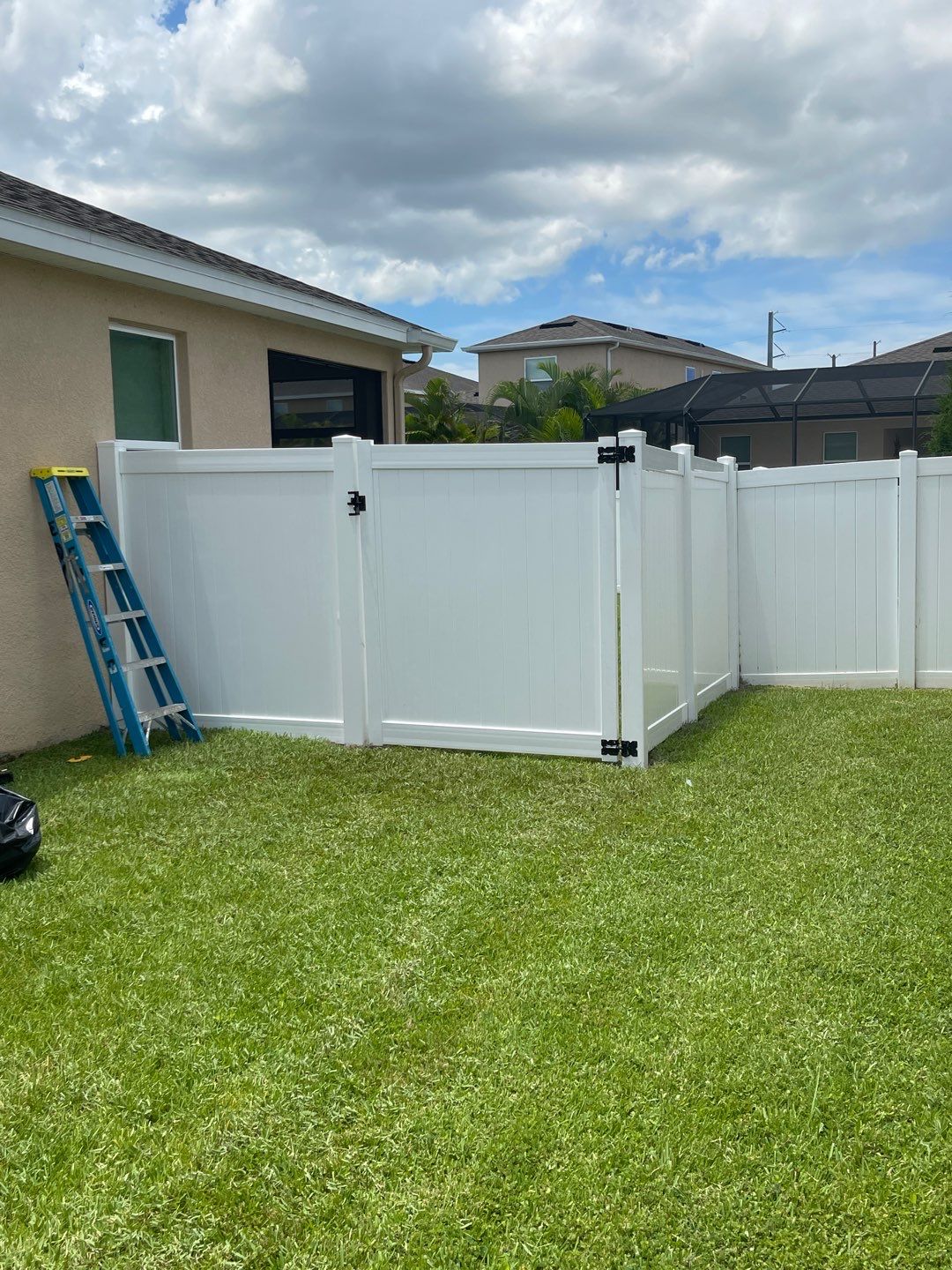 Bradenton, FL Vinyl Fence Installation using Vinyl Privacy Fence  by Asap fence and gates, LLC