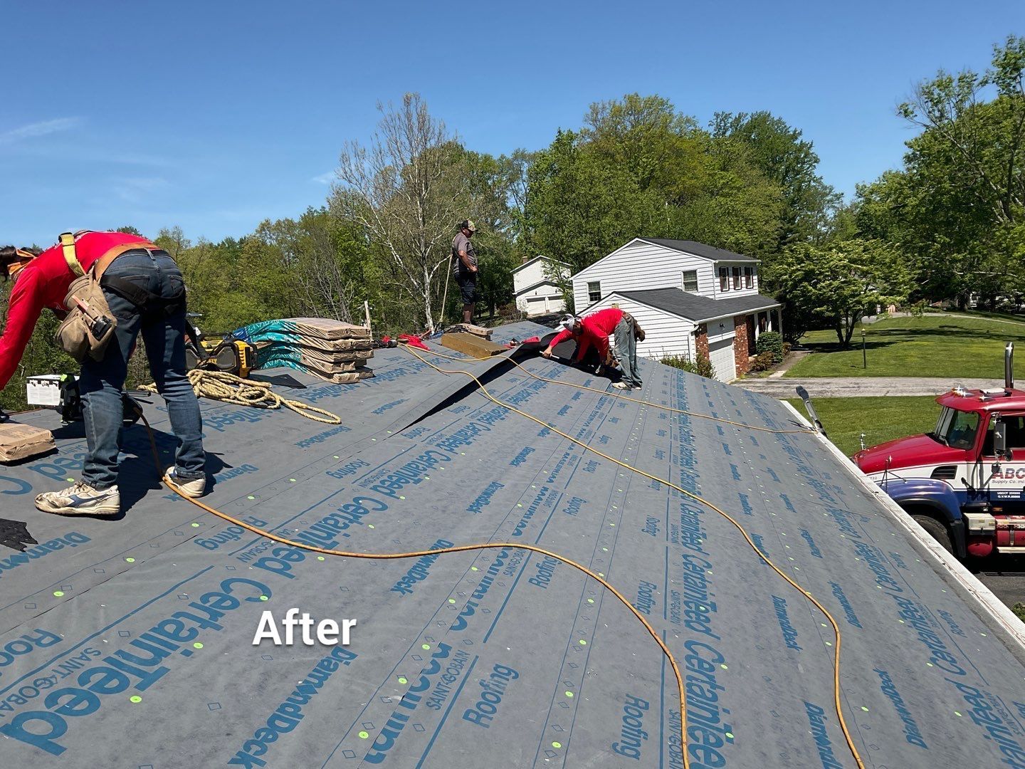 Residential Roofing Installation using Landmark Shingles Color Weatherwood by Alpha Design Services
