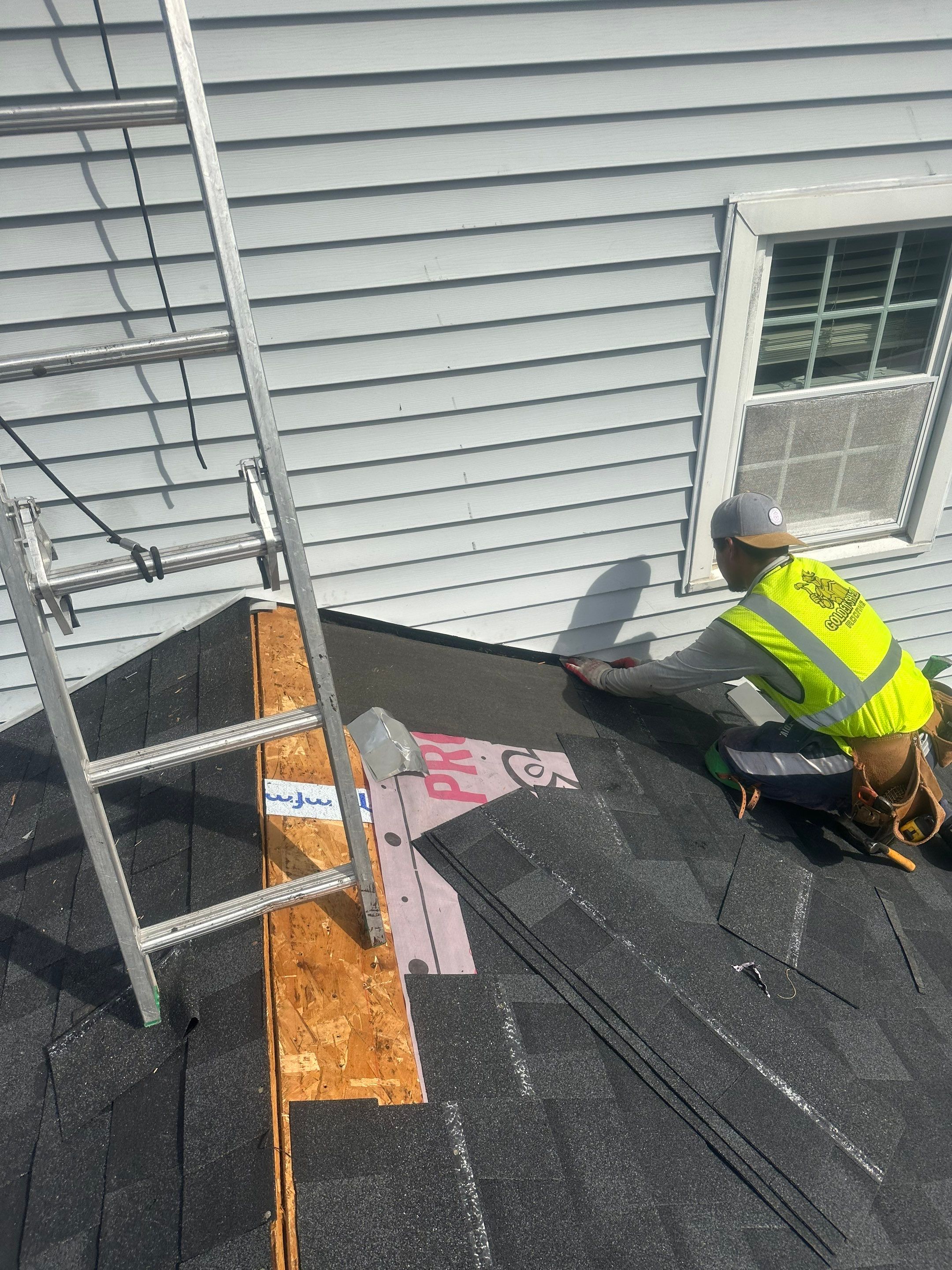 Owens Corning Duration: Onyx Black in Bristol by Golden Shield Roofing