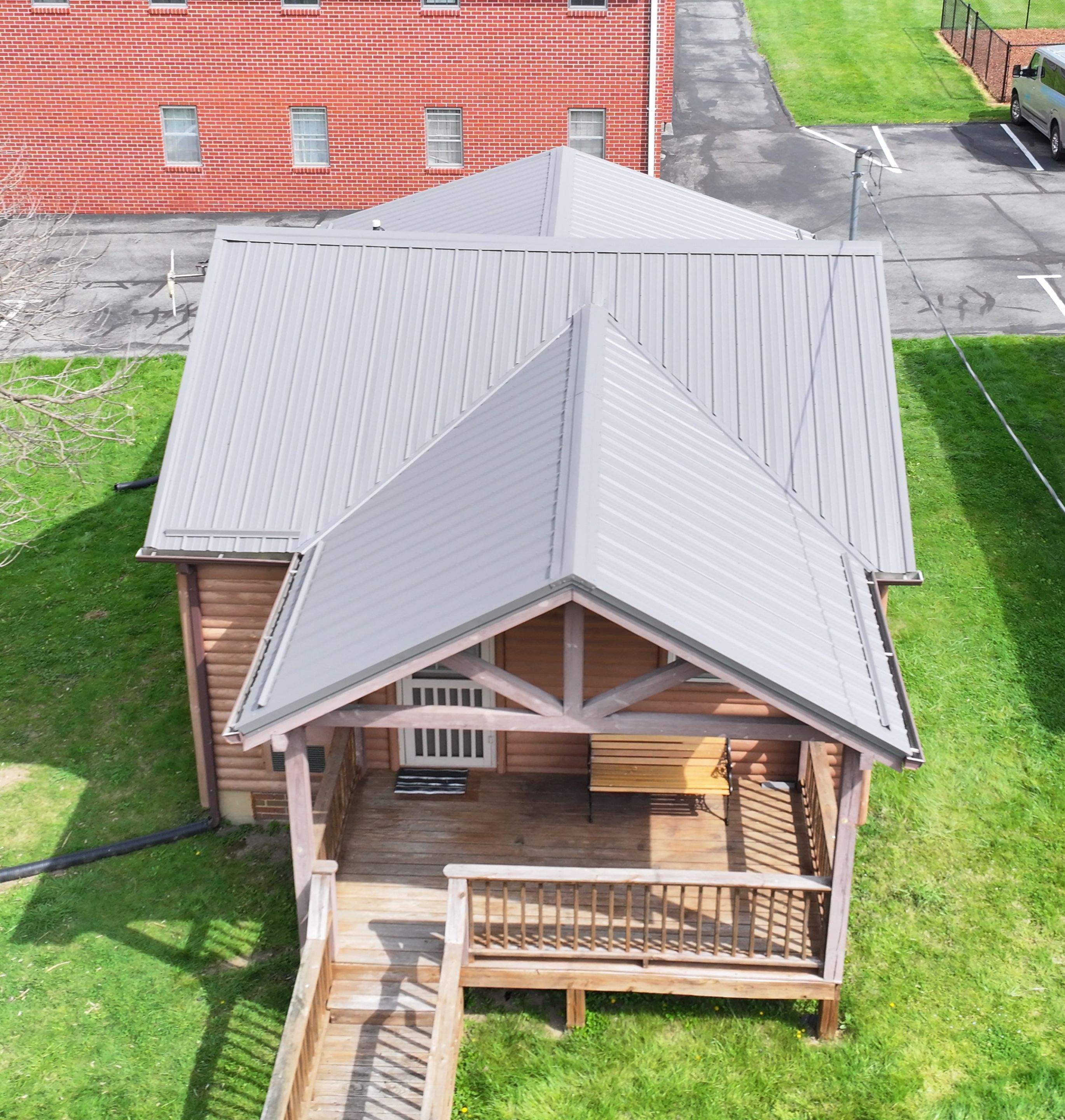 Horton Residence by Omnia Roofing