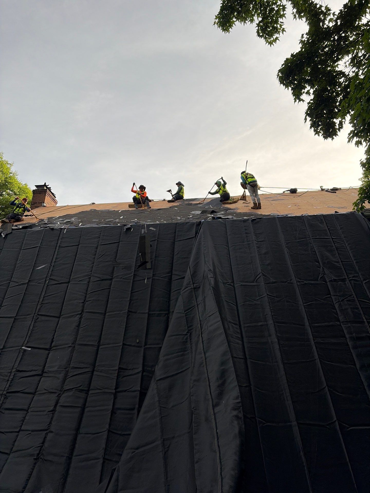 Owens Corning Duration: Estate Gray in Bantam, Connecticut by Golden Shield Roofing