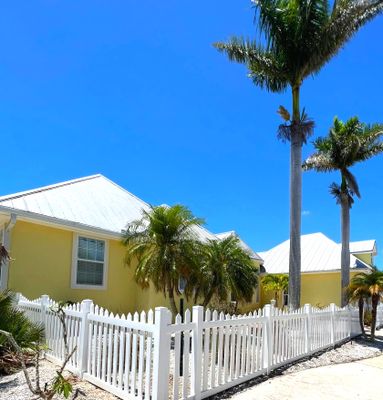 Vinyl Fence Installation using Vinyl Picket Fence