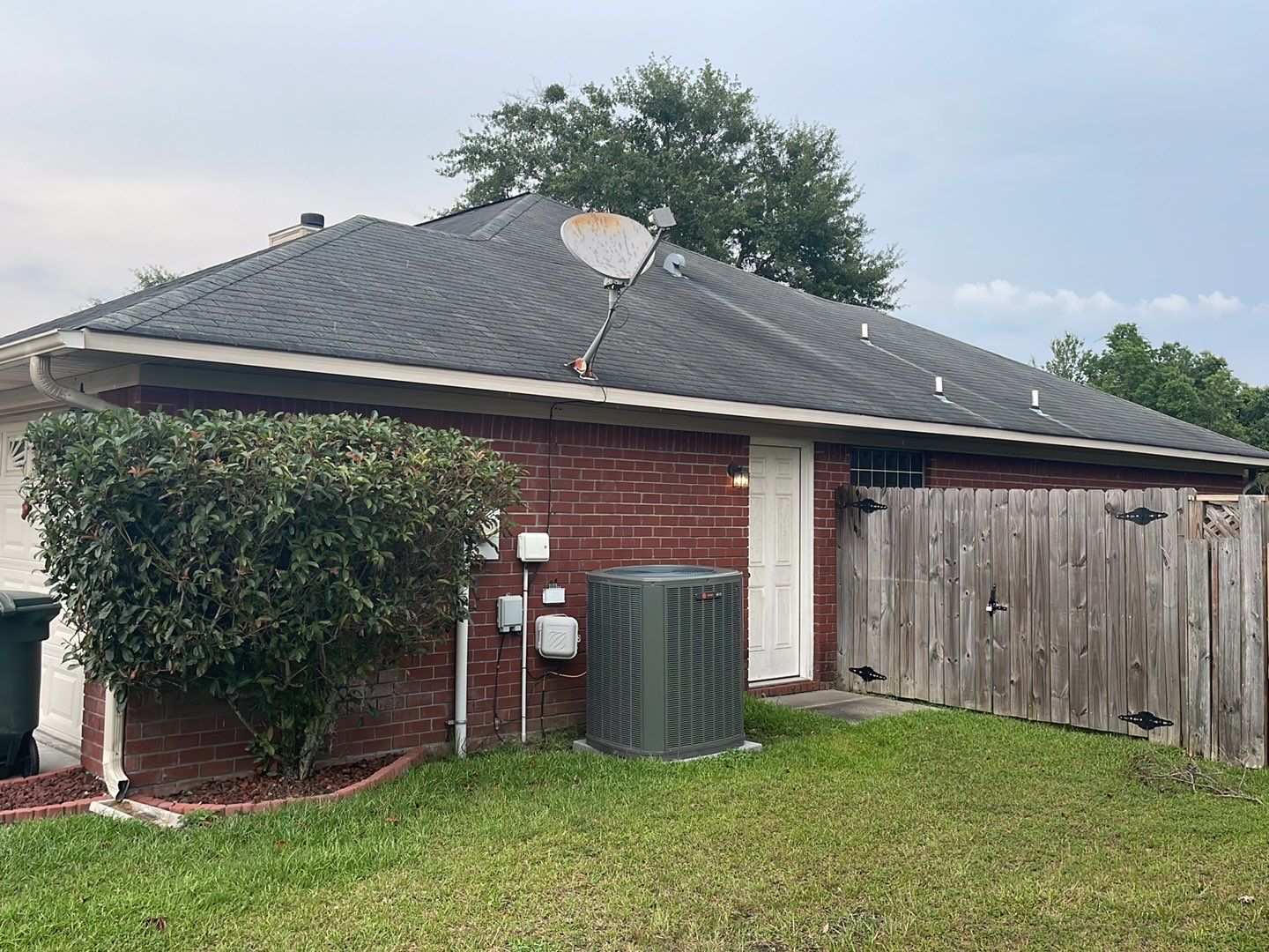 Residential Roofing Installation using Atlas Pinnacle Pristine  by Talya Roofing