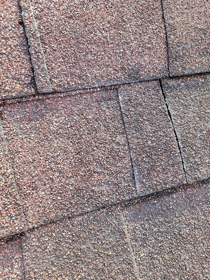 Brand: Atlas Pinnacle Color: Pristine Scotchguard Hickory Drip: Royal Brown by Eagle Eye Roofing