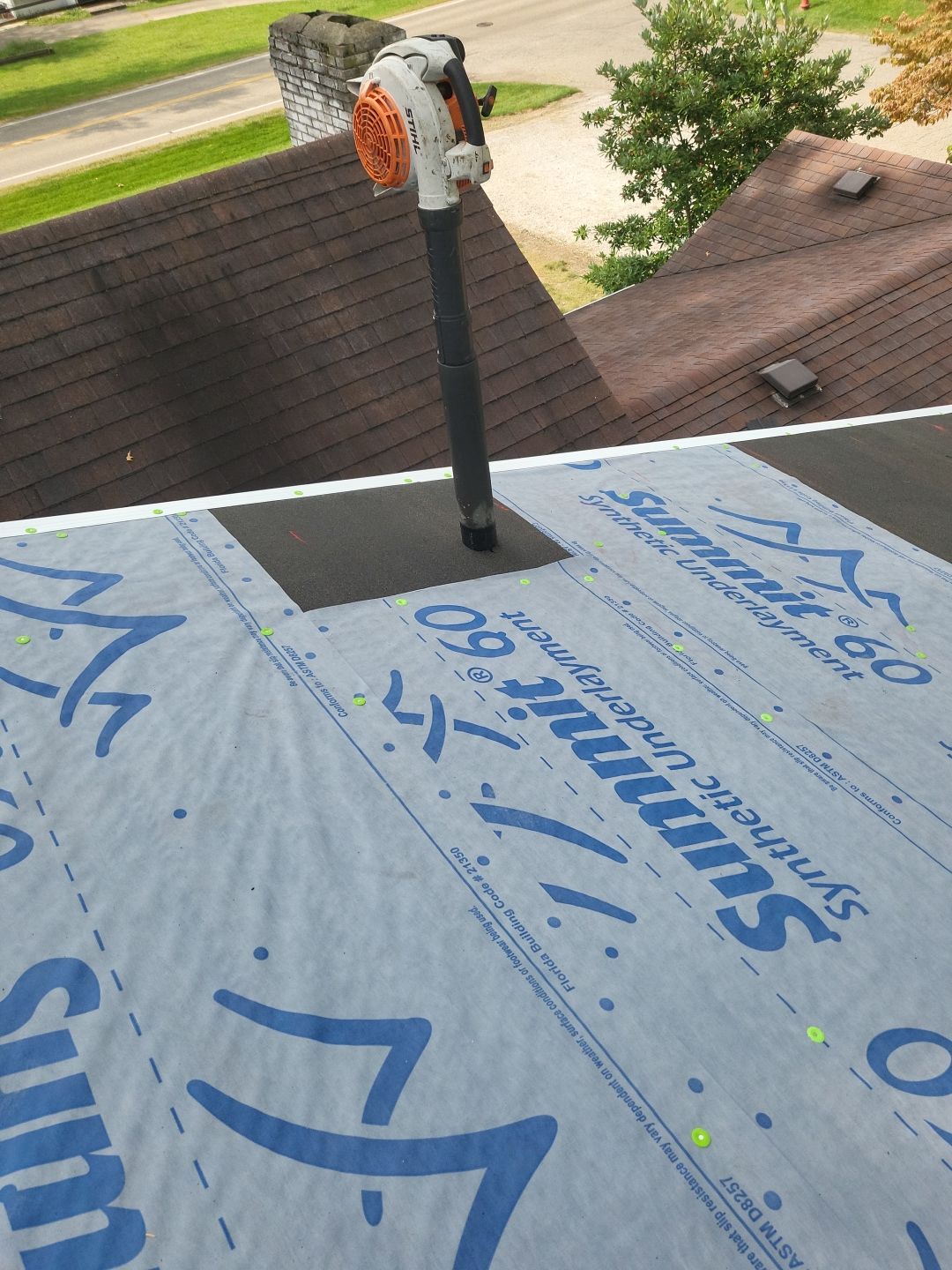 ATLAS PINNACLE COLOR: MORNING HARVEST by Eagle Eye Roofing