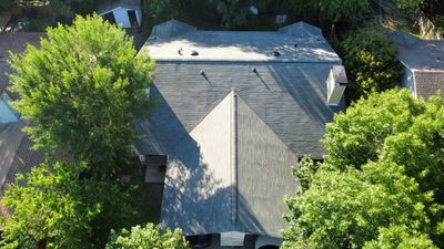 Residential Roofing Installation using Owens Corning Supreme