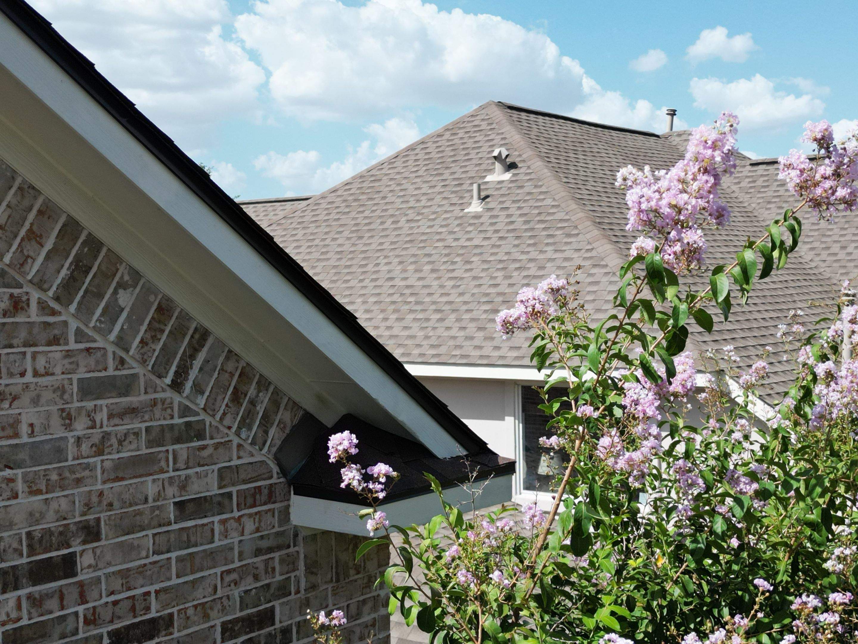 Antique Brown - Malarkey Highlander by RoofsOnly.com