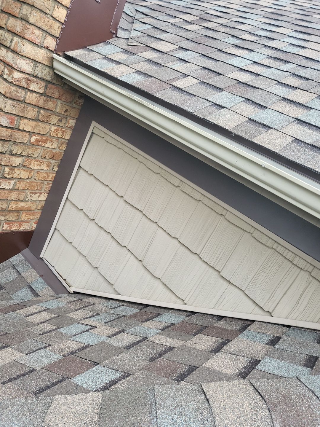 ATLAS PINNACLE COLOR: MAJESTIC SHAKE by Eagle Eye Roofing
