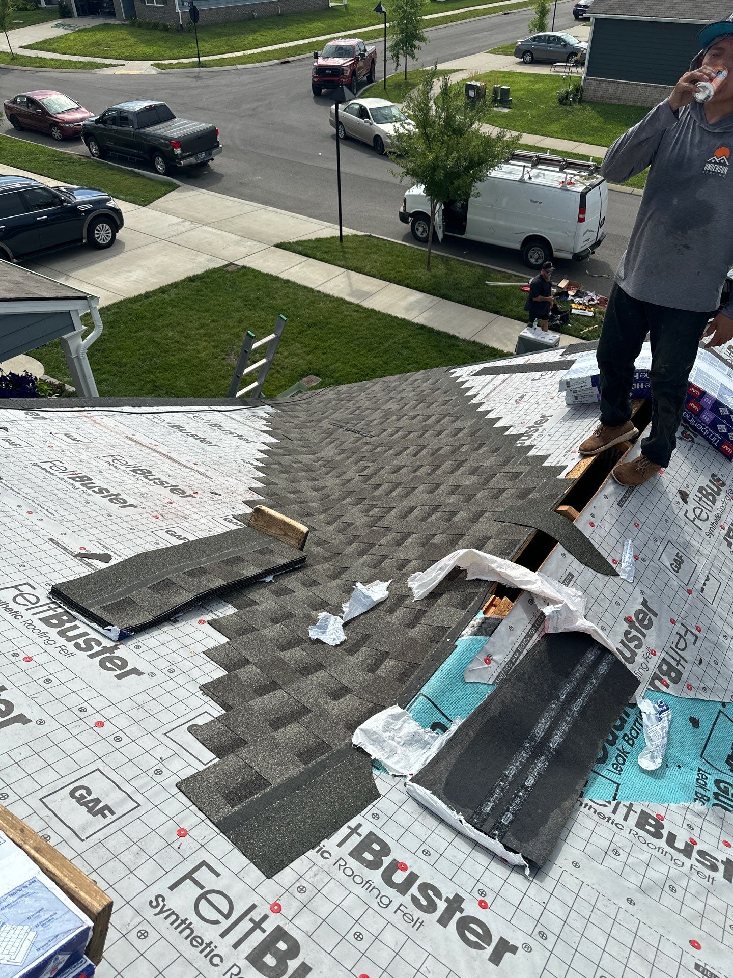 Residential Roofing Installation using Gaf Timberline HDZ Weathered Wood by Undersun Roofing 