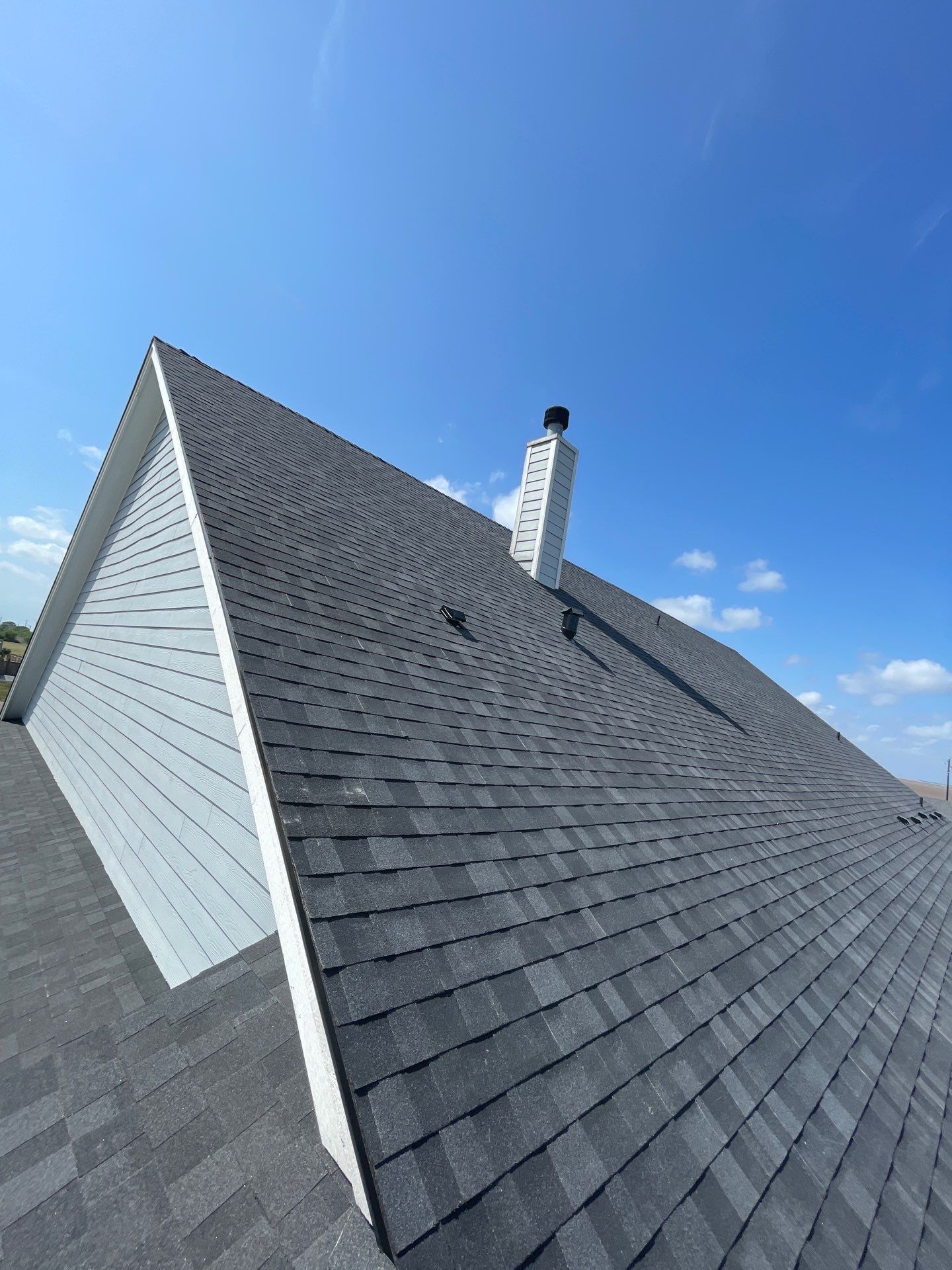Big South Side Country Home by Bayfront Roofing and Construction