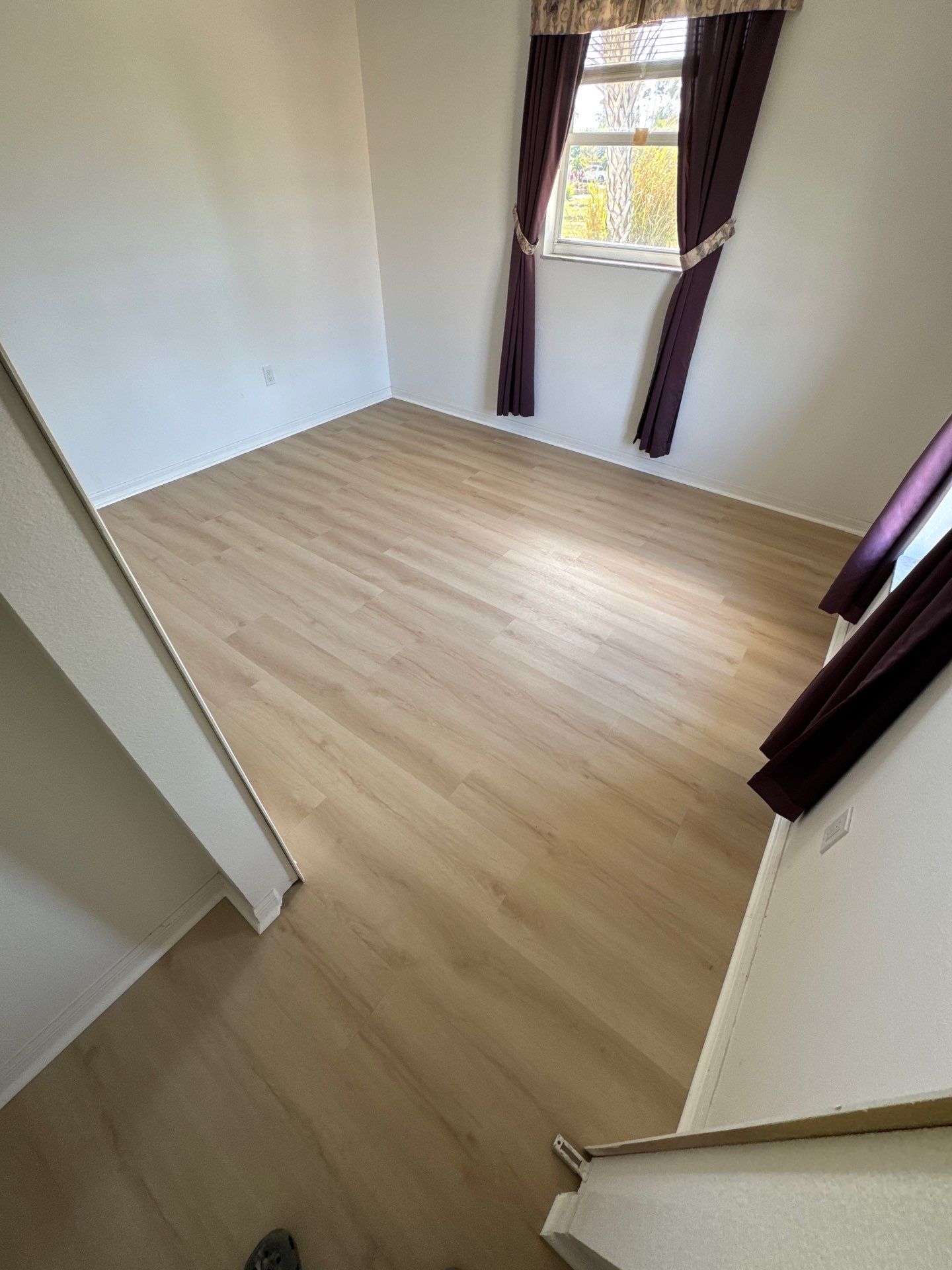 LVP - Vesinet Oak by Vrmmm Flooring