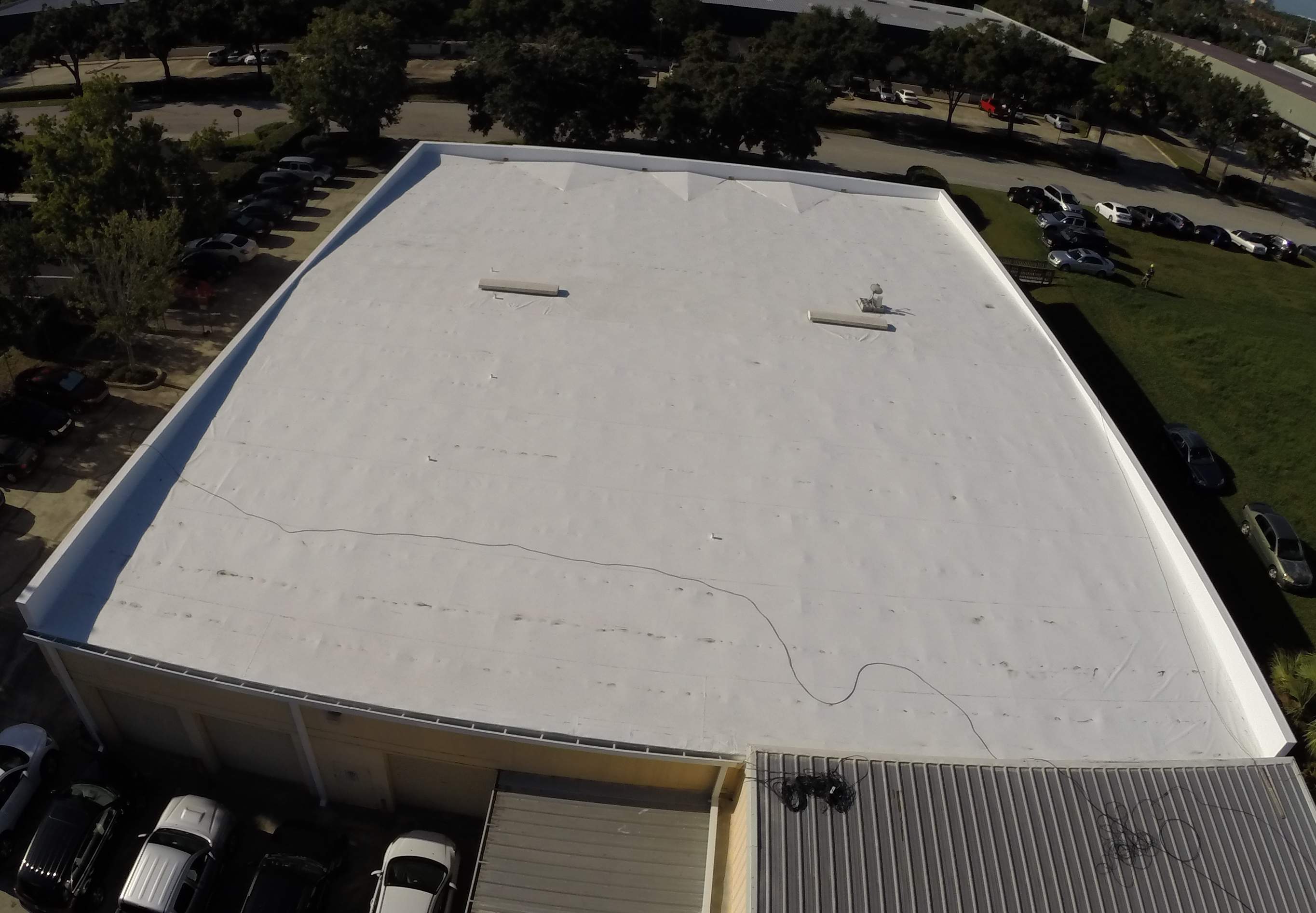 Commercial Roof Replacement – GAF 50 Mil TPO System | 20-Year NDL Warranty | Spray Foam Failure Recovery by Gold Key Roofing