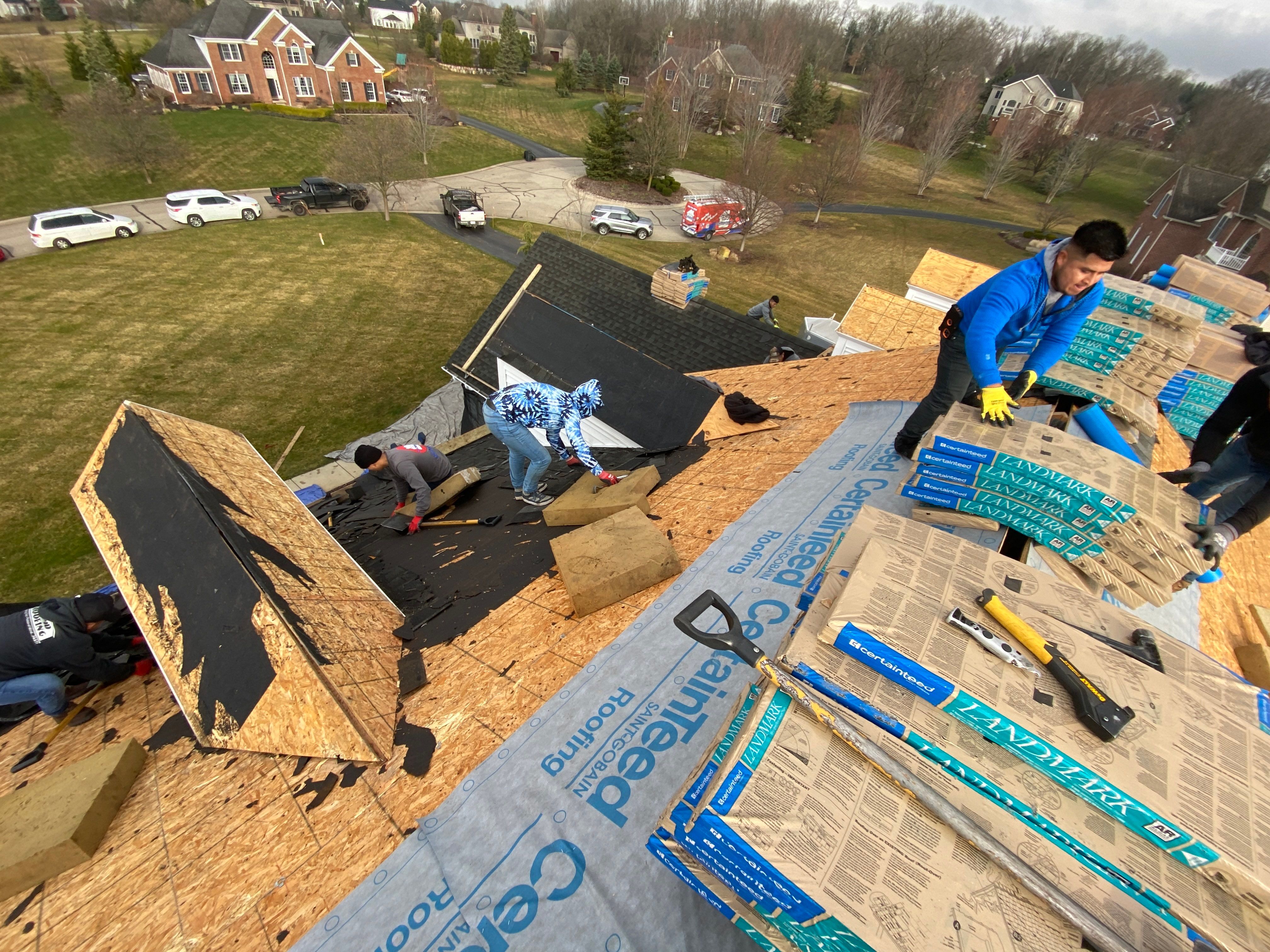 Roof Replacement using CertainTeed Landmark by 180 Contractors