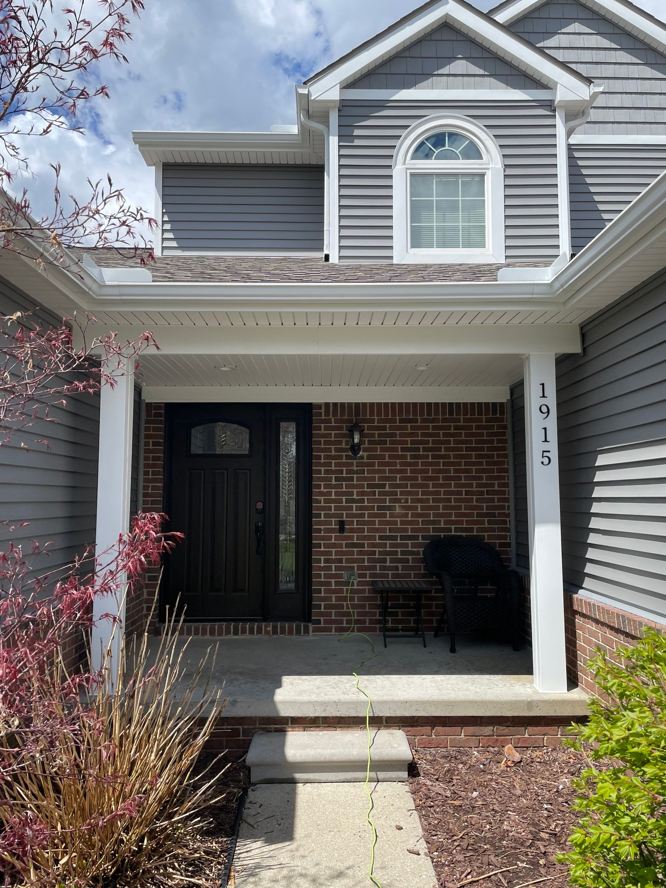 Siding Replacement using Certainteed Classic Restoration D4 by 180 Contractors