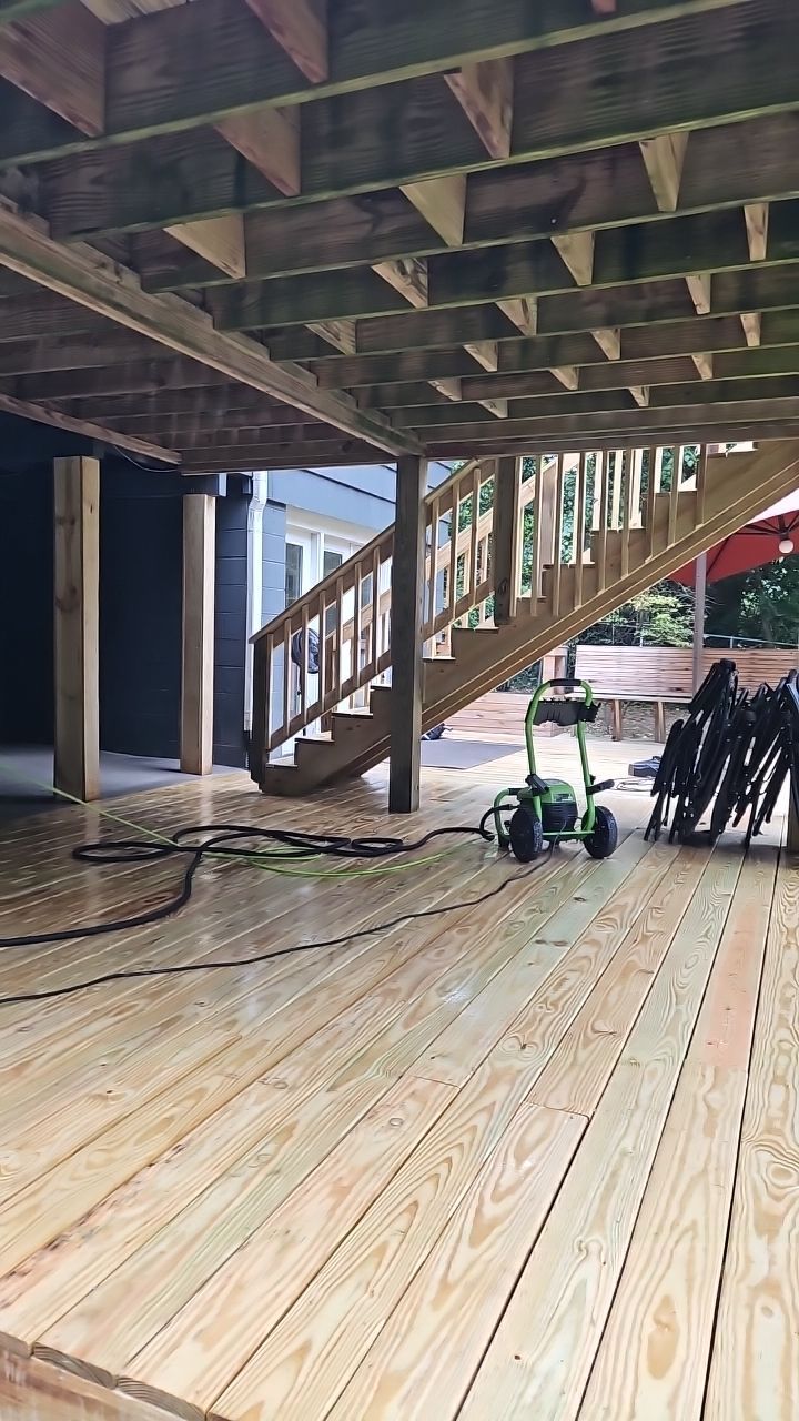 Windsor Blvd - Deck Installation by Pillar and Pine