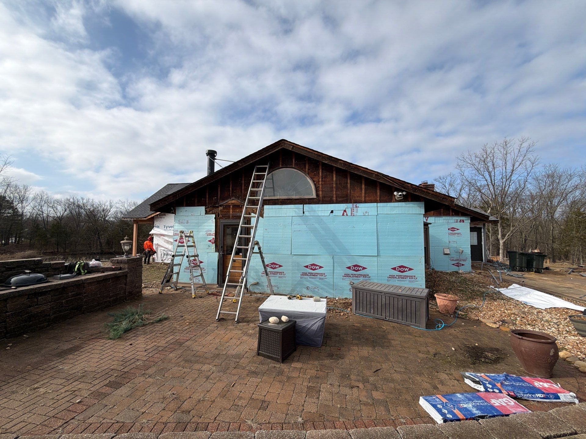 Comprehensive Exterior Renovation and Roof Replacement in Defiance by Acute Roofing And Exteriors