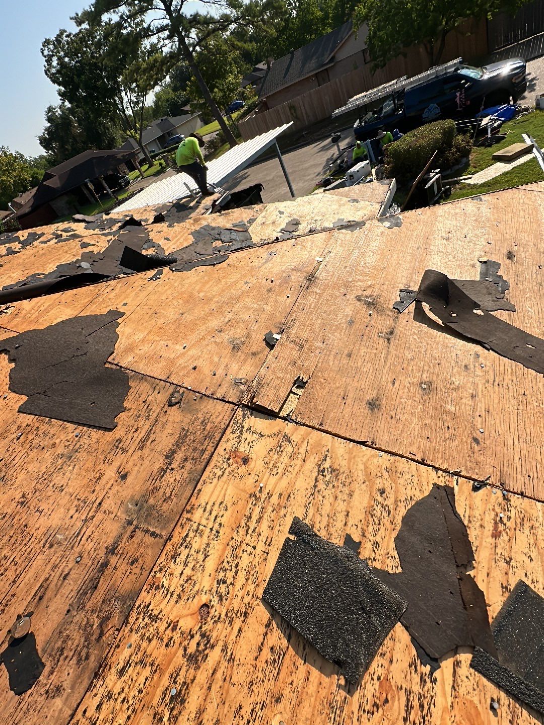 Residential Roofing Installation using Owen's Corning Duration (Lifetime) Shingles by Roof Repair Company