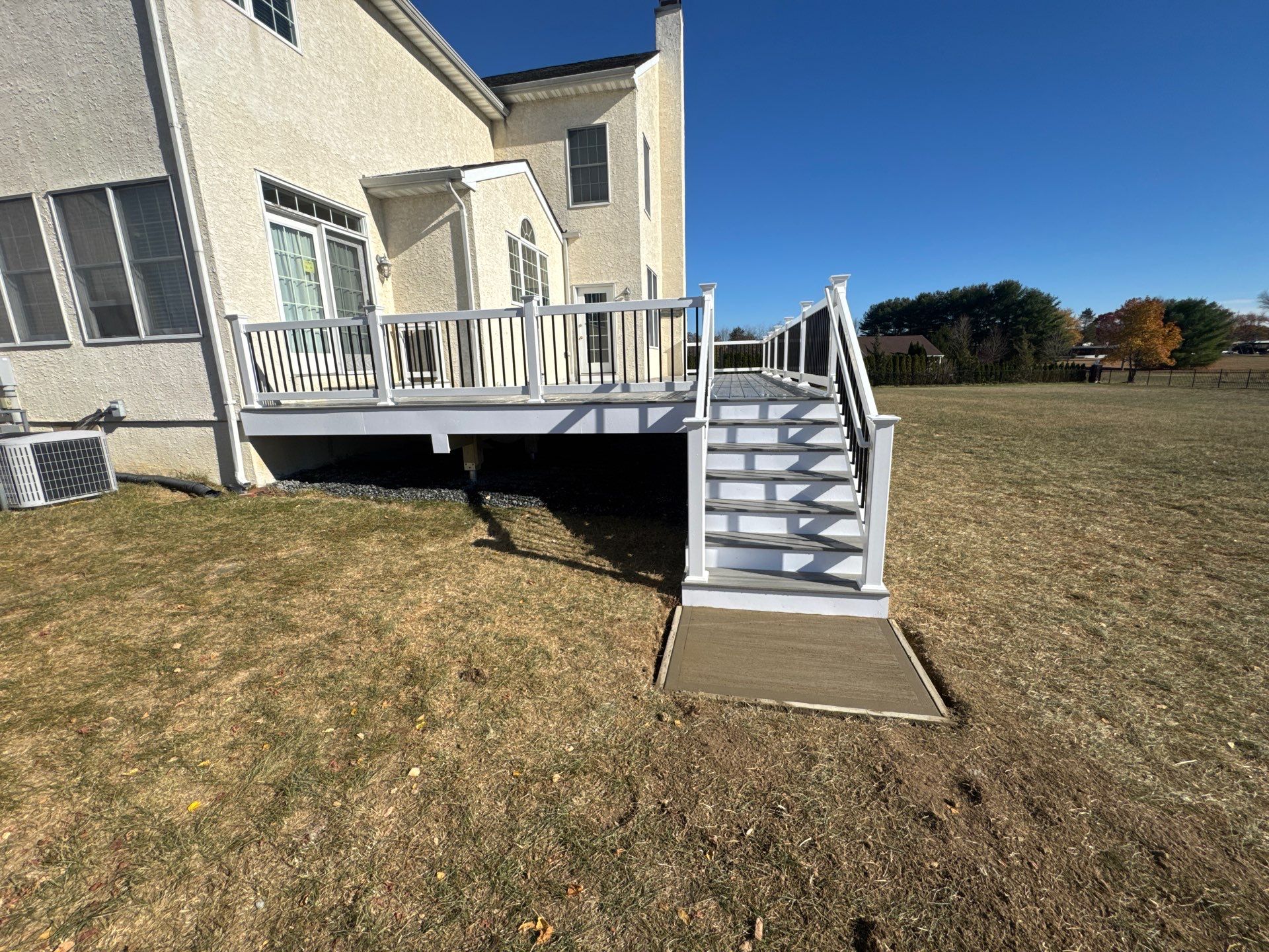 New Deck using Deckorators Venture - Color Saltwater by deck guardian