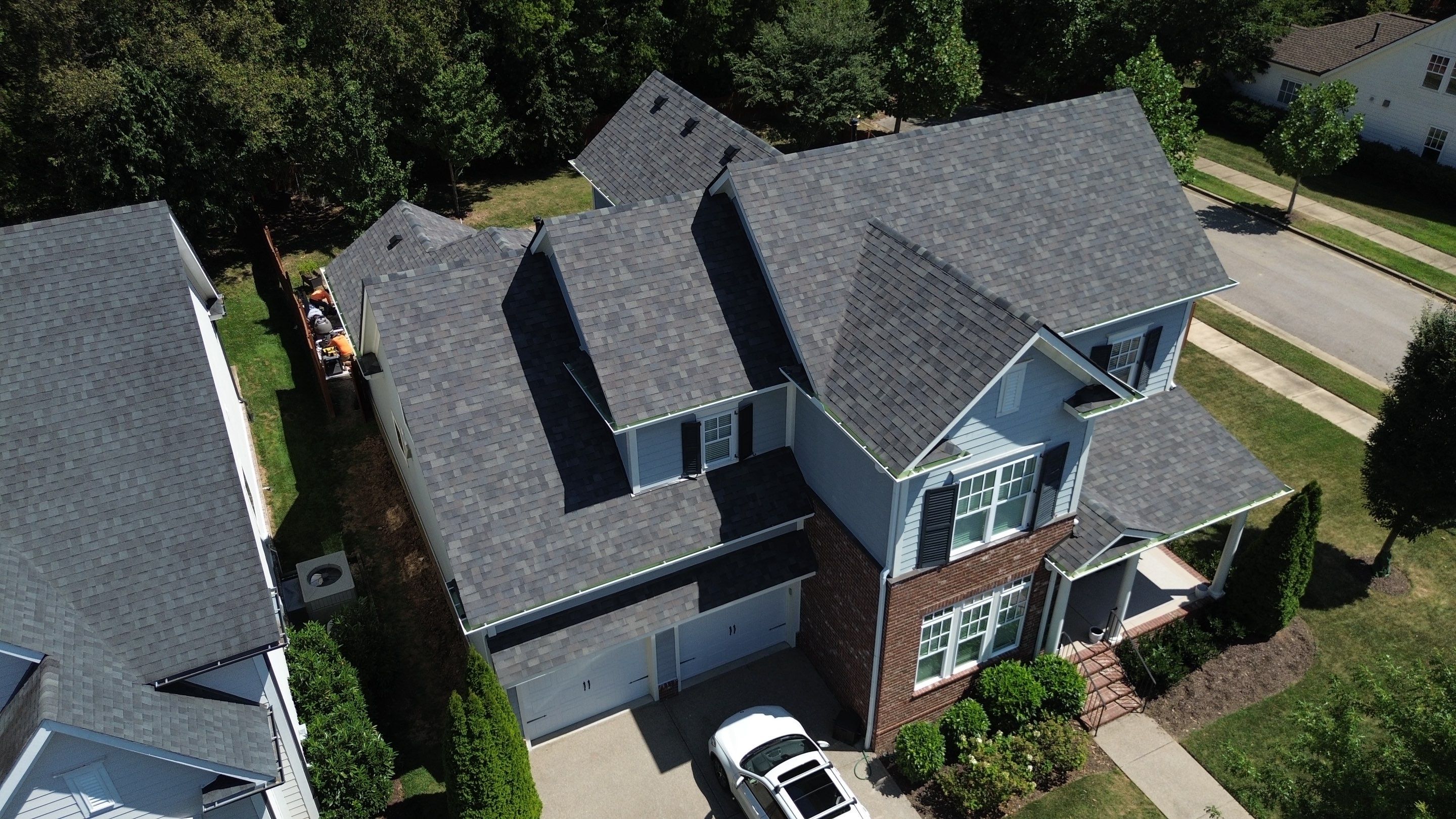 Shinglesmiths Roofing featured photo.