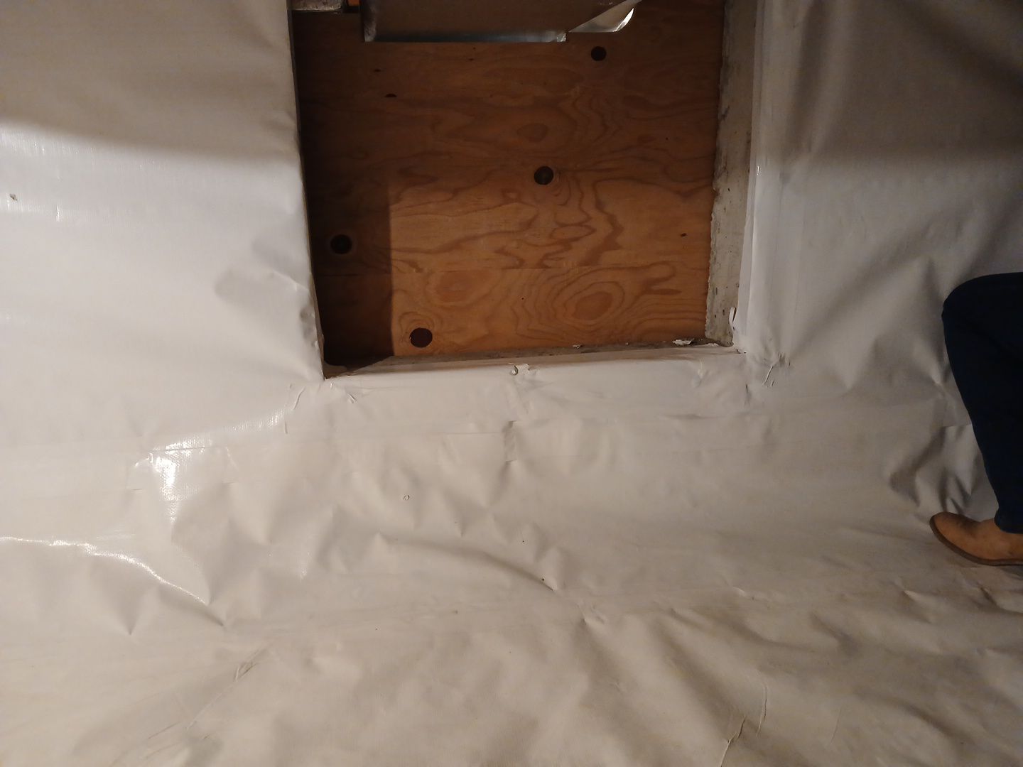 Crawls Repairs - Push Piers, Waterproofing, Insulation, Encapsulation, Brick Tuckpointing by Toledo Basement Repair 