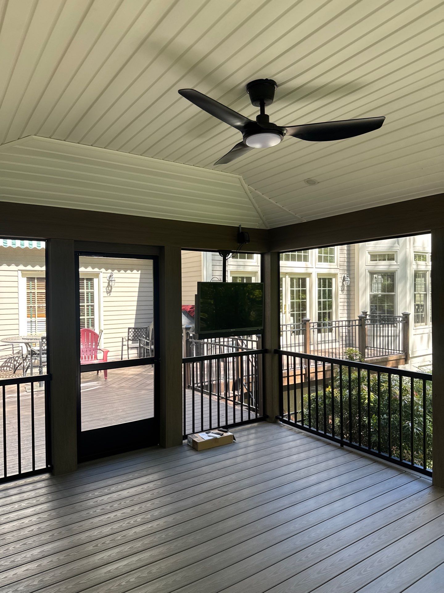 New Deck With a Screened In Porch In Mendham, New Jersey by deck guardian