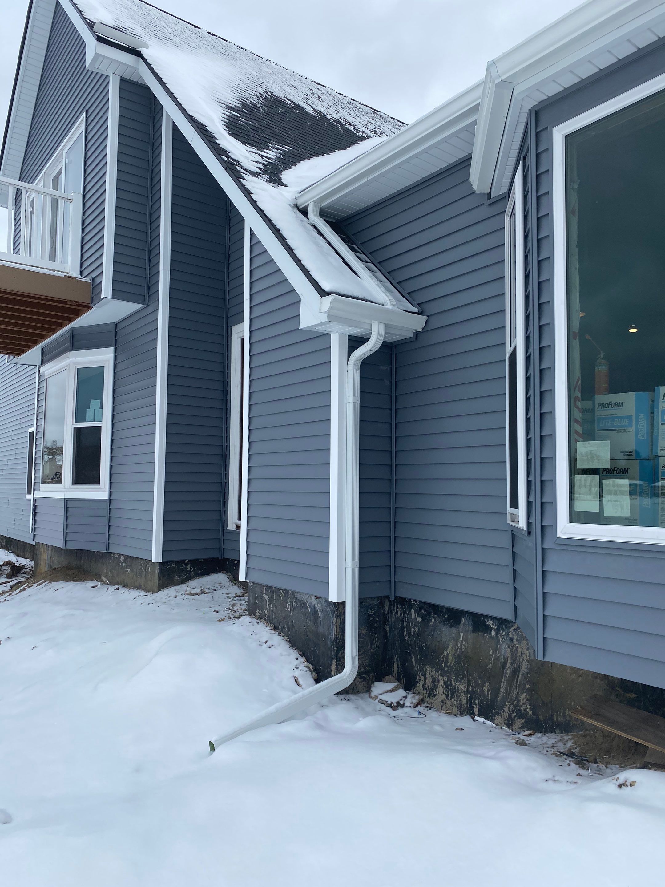 Roof Replacement using CertainTeed Landmark by 180 Contractors