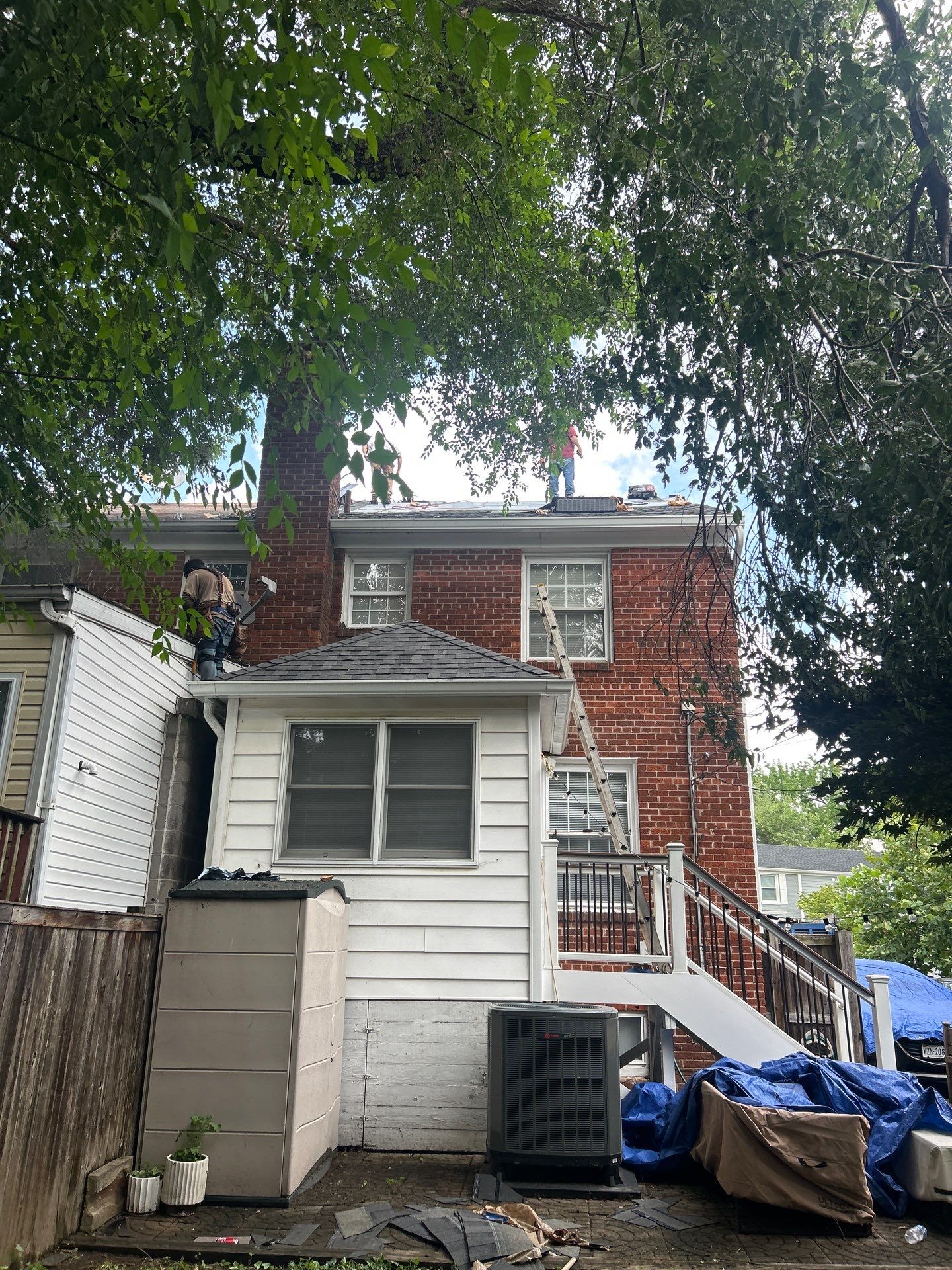 Arlington: Residential Roof Replacement with CertainTeed Landmark Pro in Max Def Pewterwood by RM Banning, Inc.