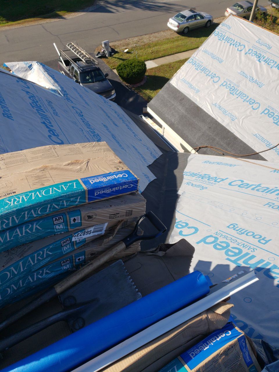 Woodbridge: CertainTeed Landmark Designer Shingles in Cottage Red by RM Banning, Inc.