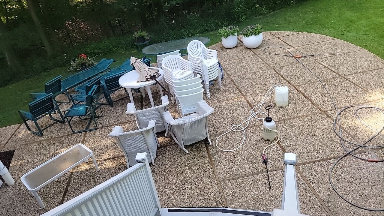 Housewashing  using Algaecide, soft wash soap by Northern Power Washing LLC.