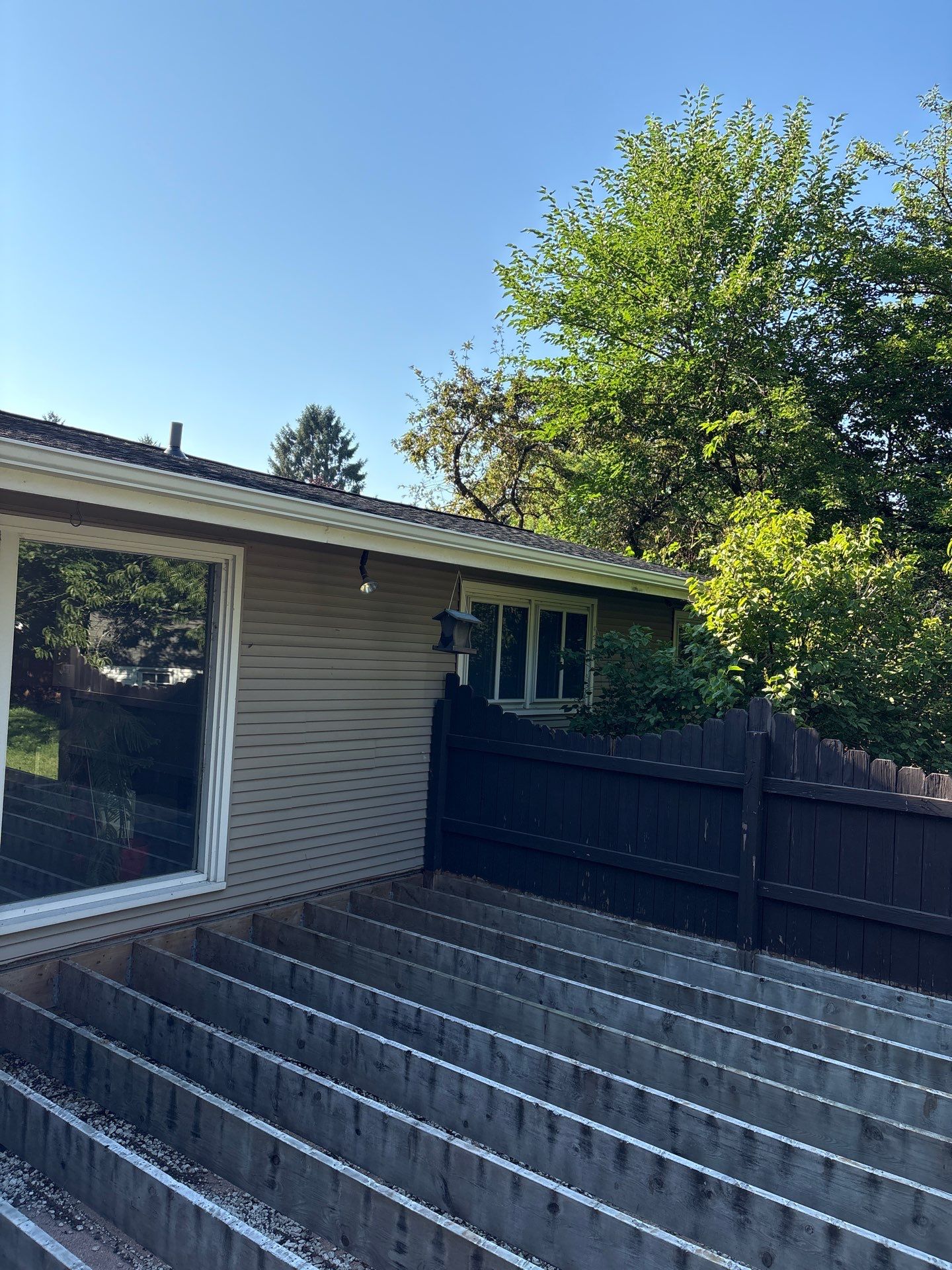 Roberts Home  by Gellings Roofing & Siding