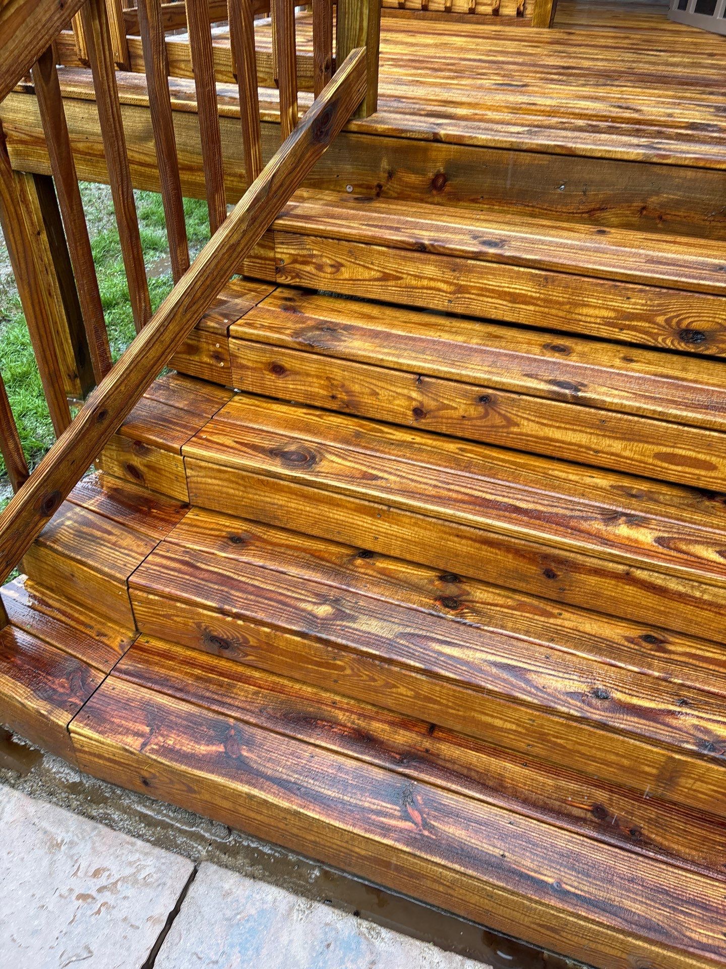 Wood Deck using Wood Sealant by DuraSeal