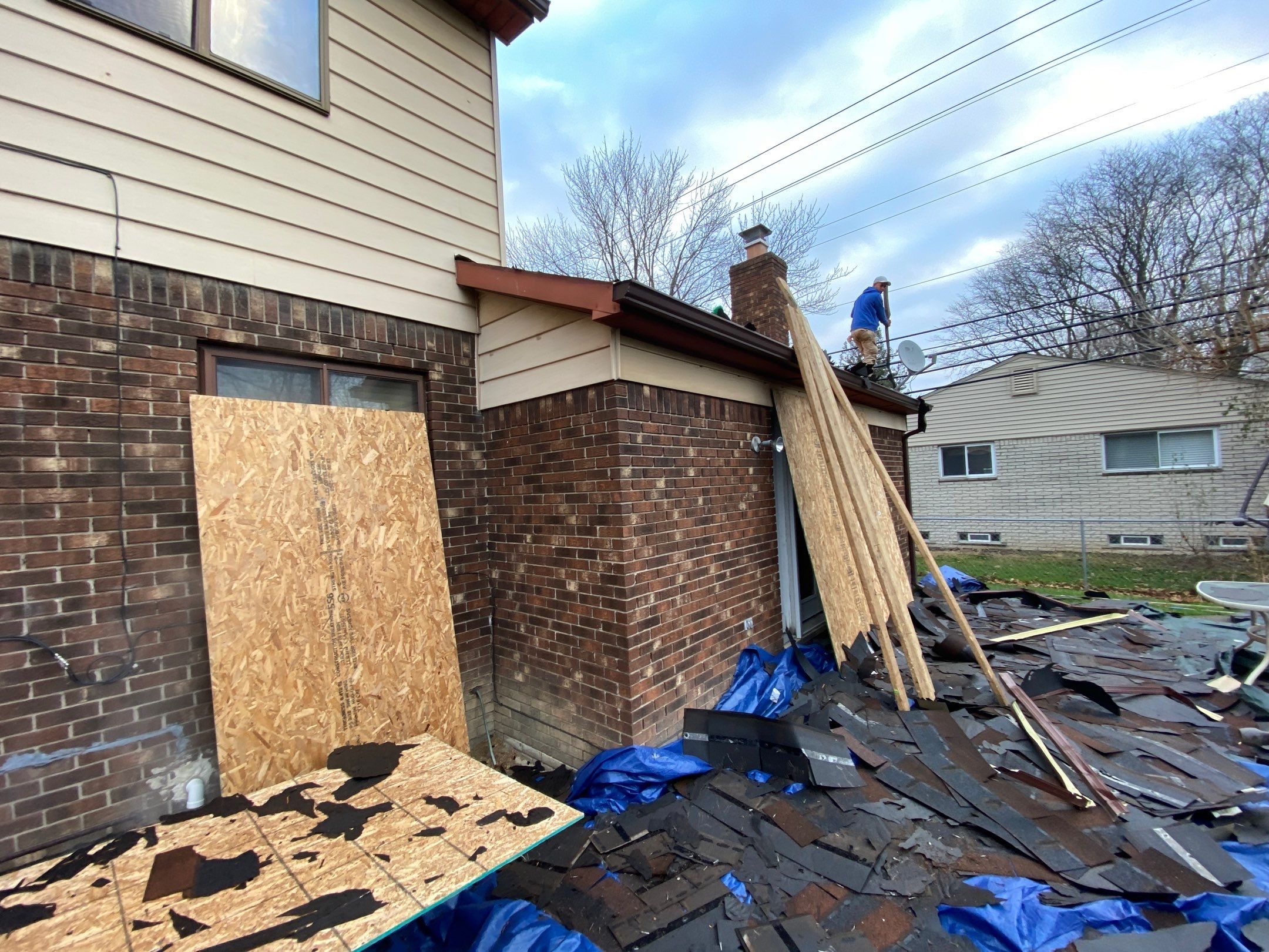 Roof Replacement using Owens Corning by 180 Contractors