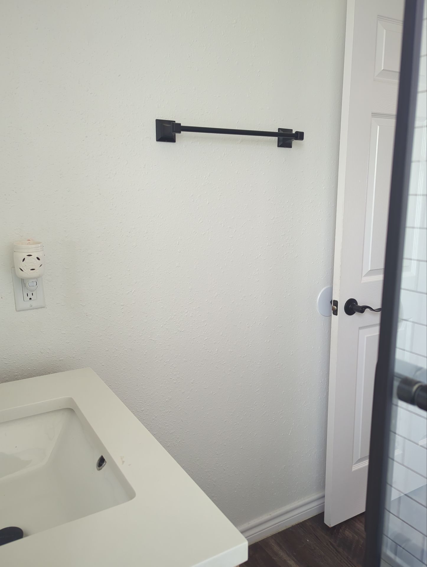Interior Painting in Wills Point, TX | Classic White Bathroom & Rooms Refresh by Quality Coats Painting