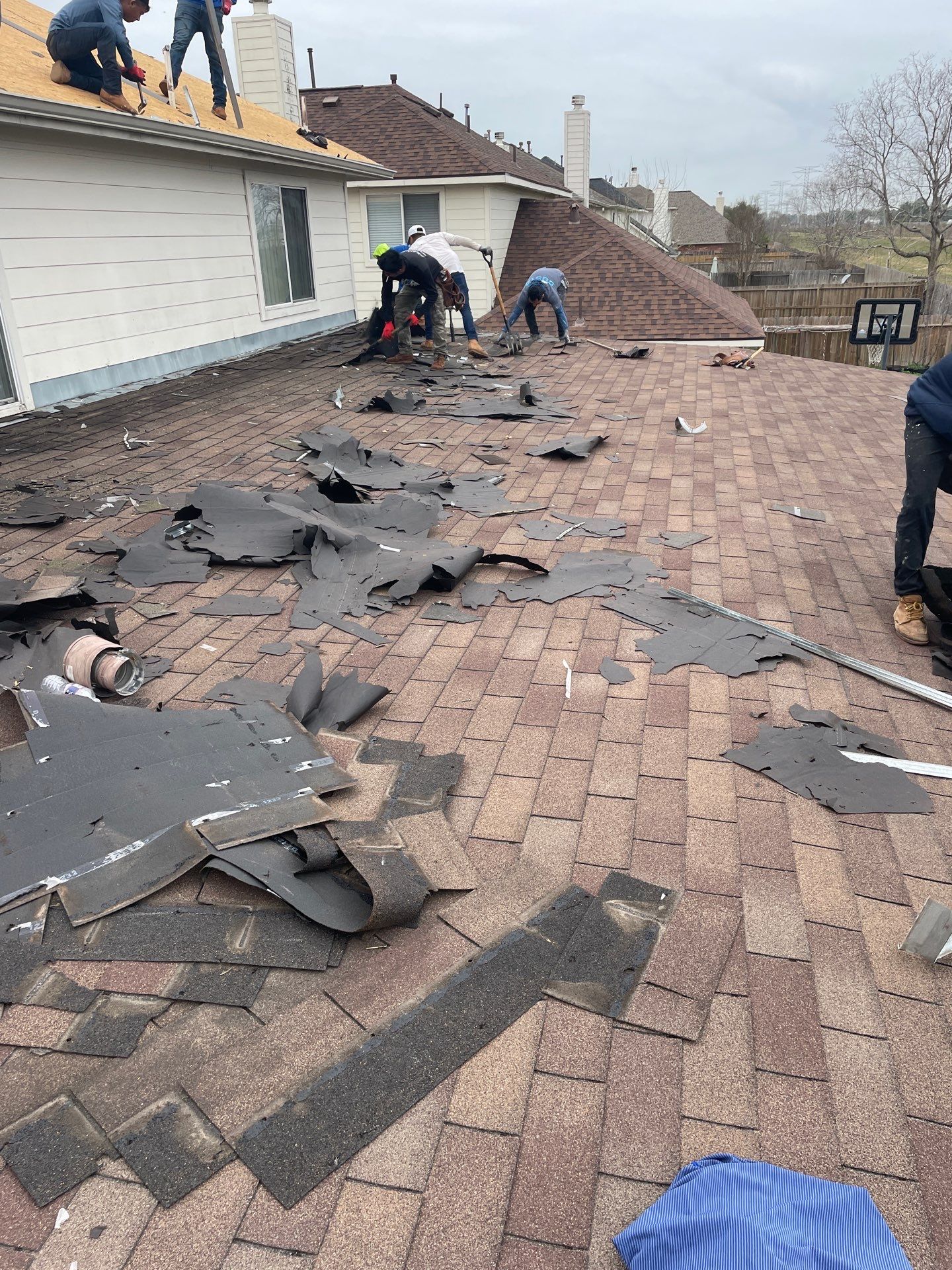 Residential Roofing Installation using Owen's Corning Duration (Lifetime) Shingles by Roof Repair Company