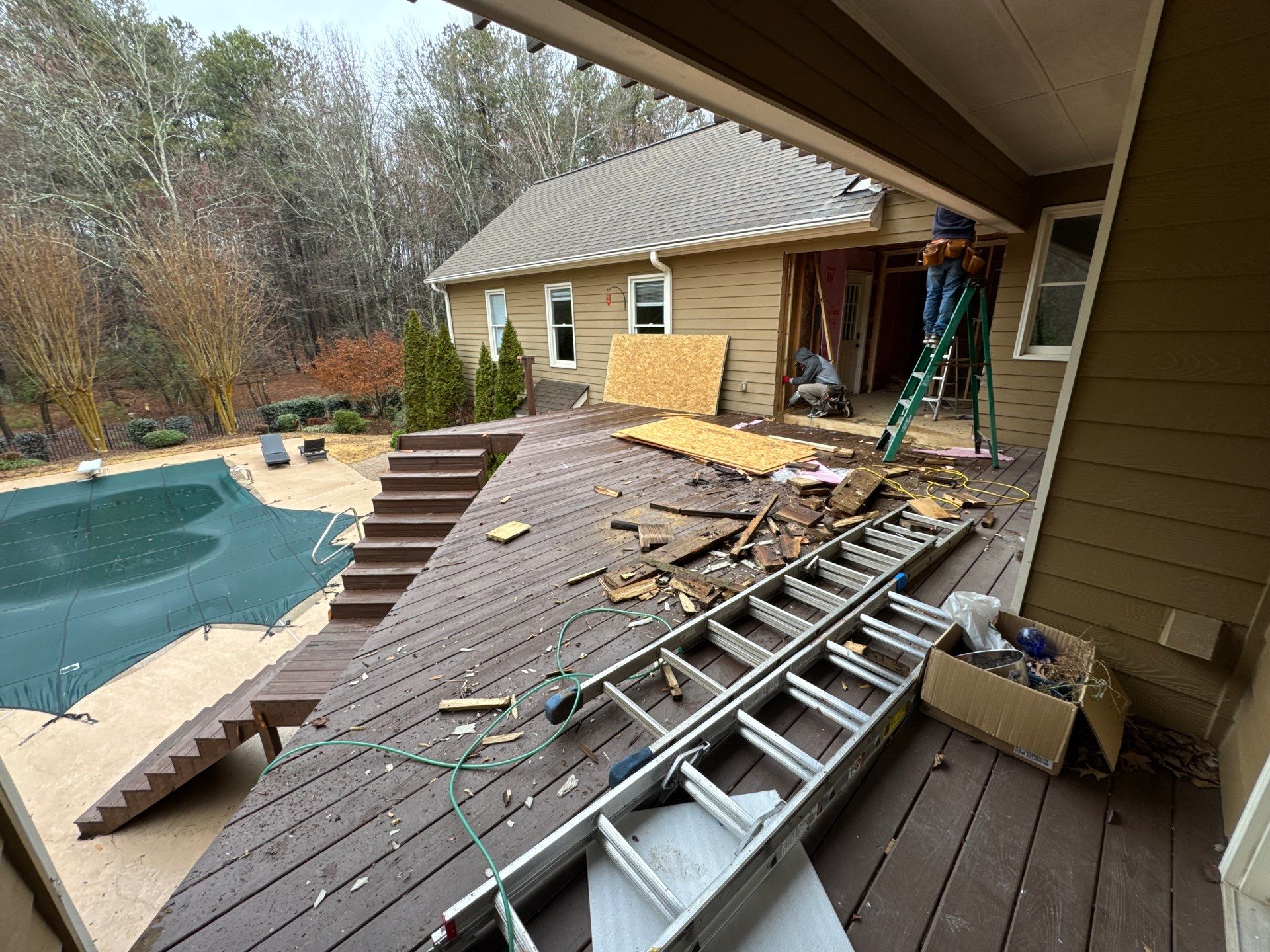 Elevated Deck and Screened-In Porch Replacement in Powder Springs by Swift Home Renovations