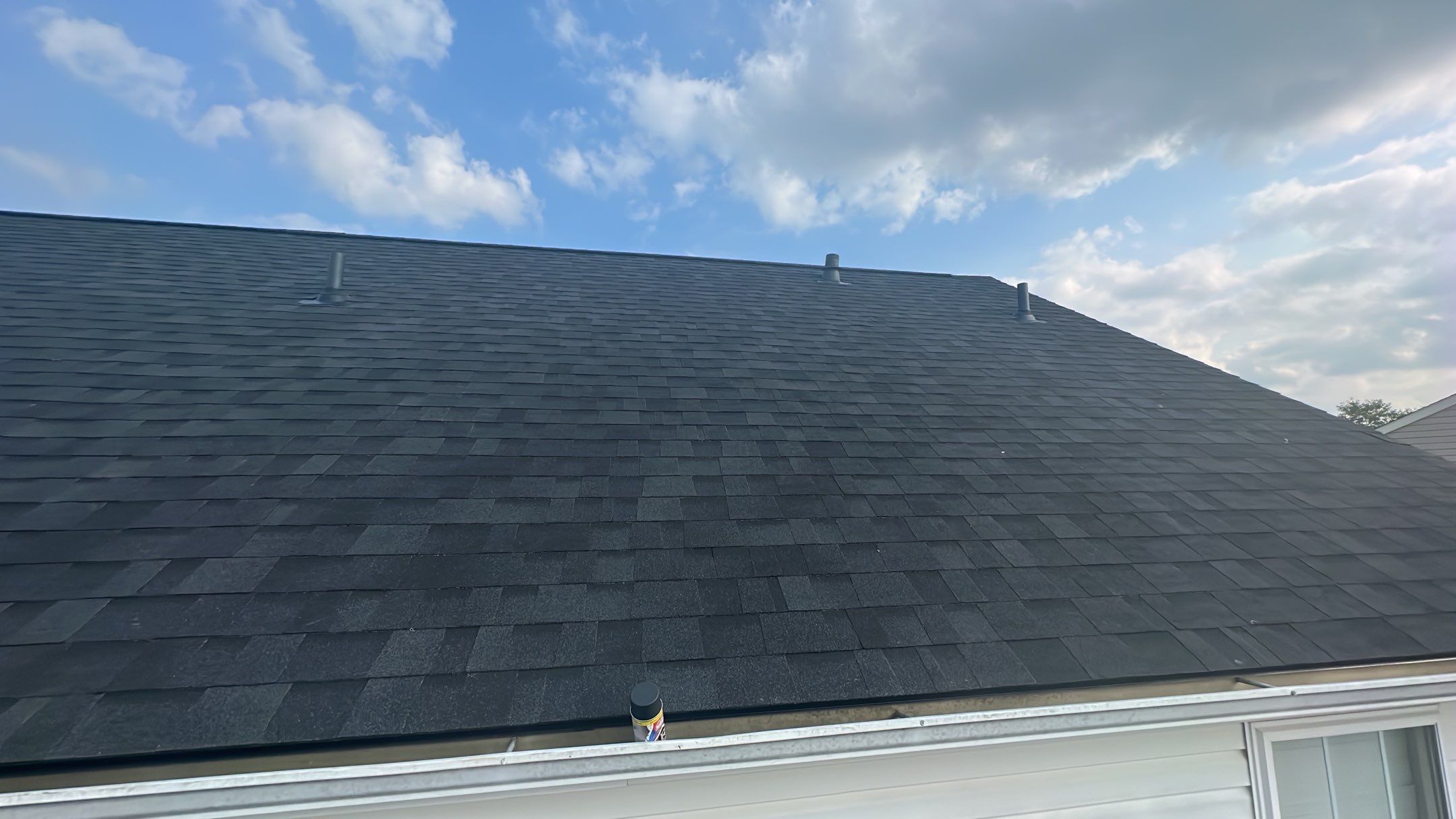 roof replacement using Onyx Black Durations by WIW Enterprises Inc