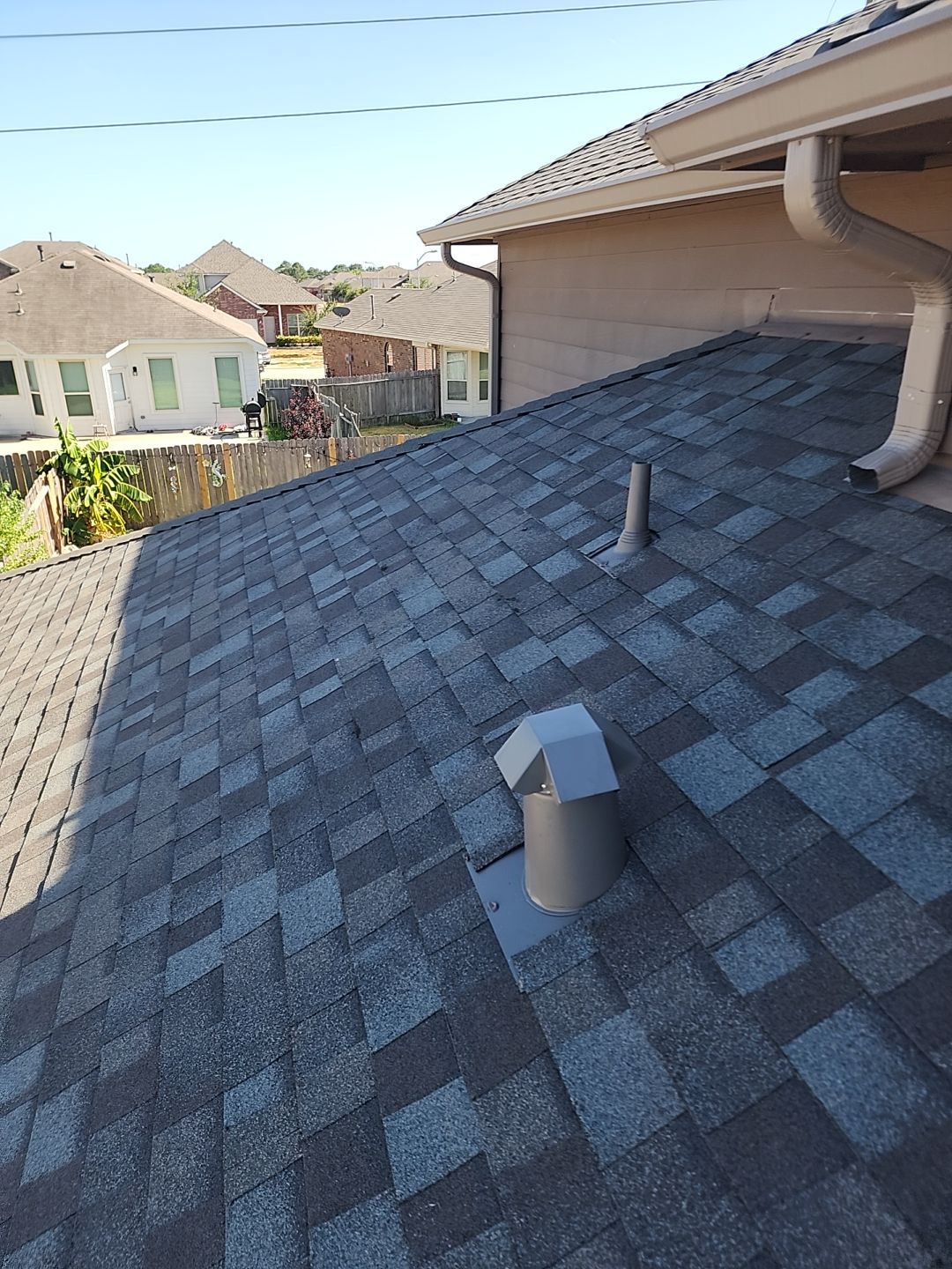 Residential Roofing Installation using Owen's Corning Duration (Lifetime) Shingles by Roof Repair Company