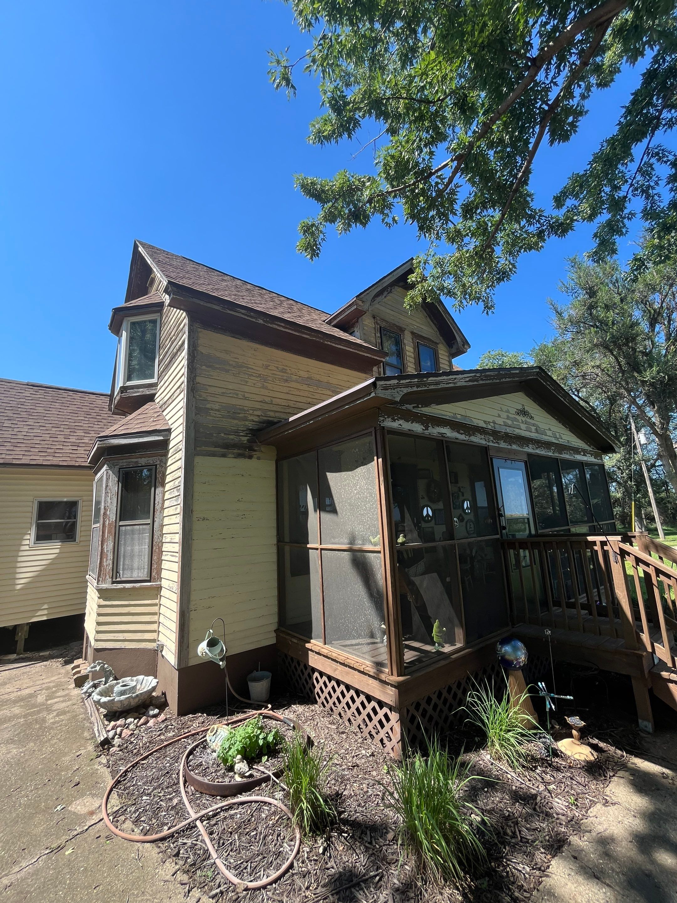 Comprehensive Exterior Painting and Wood Siding Restoration in Burbank by Select Painting, Coatings & Garage Cabinets