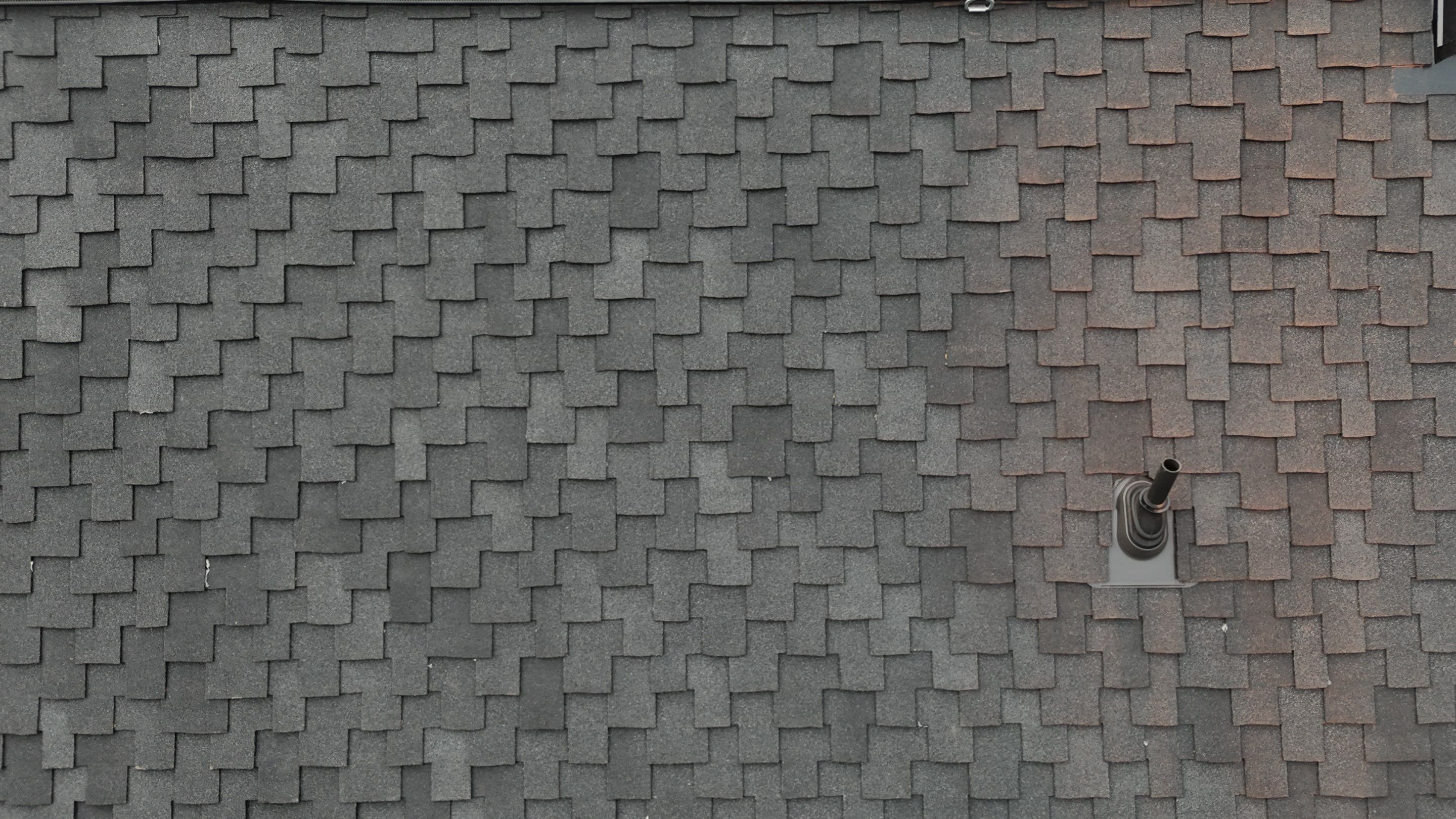 Carbon Woodcrest | Roof Replacement in Oregon City 97045 by Valiant Roofing, LLC