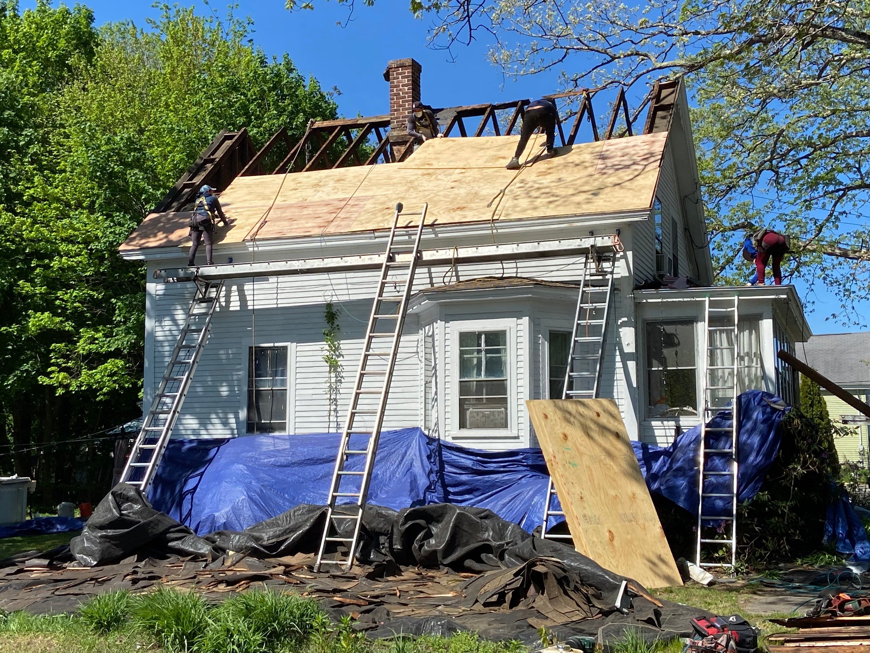 Residential Roofing Installation using Owens Corning TruDefinition by Sensible Home Solutions