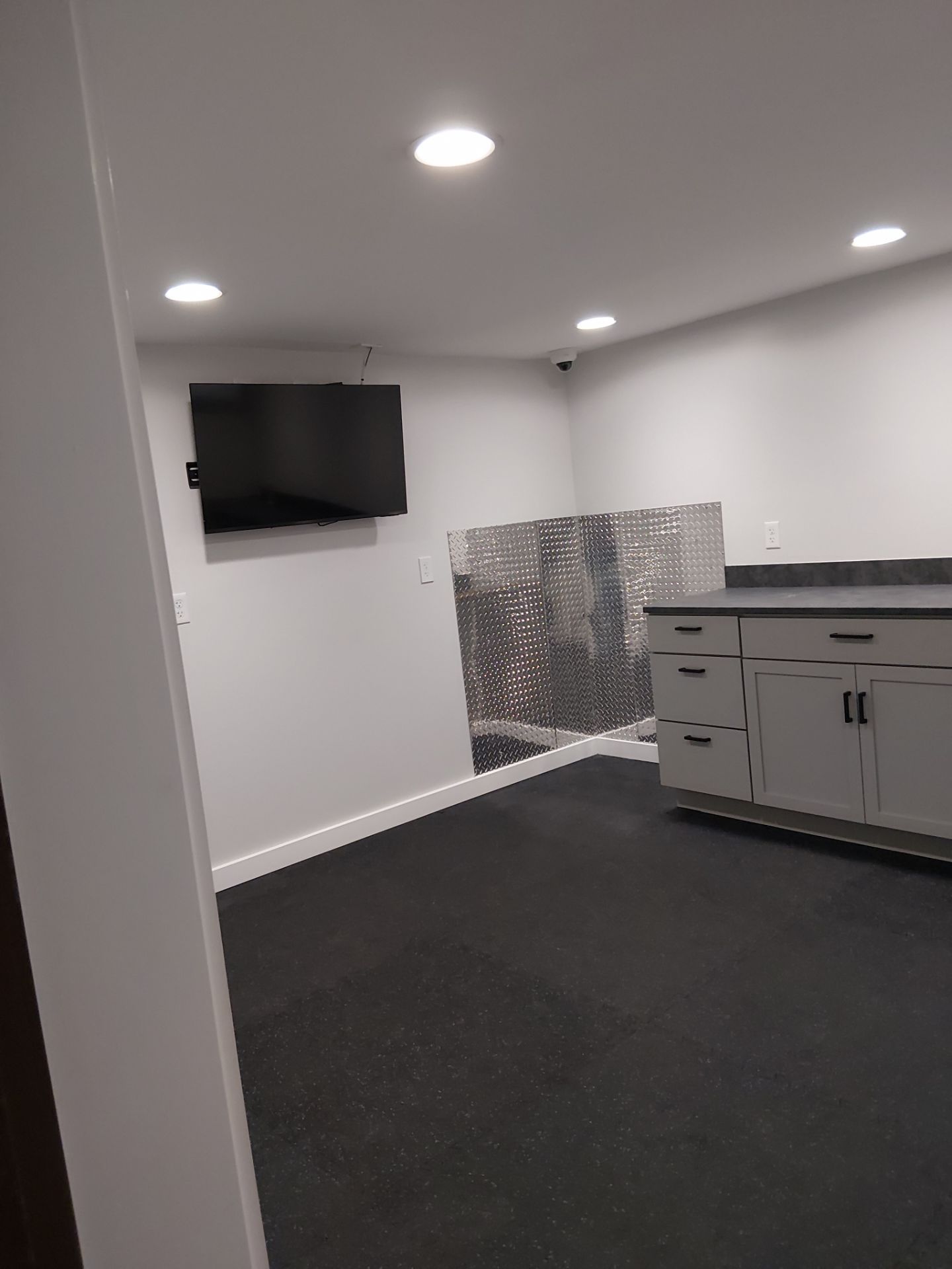 Door Installation & Drywall Finishing by Legendary Services Company LLC.