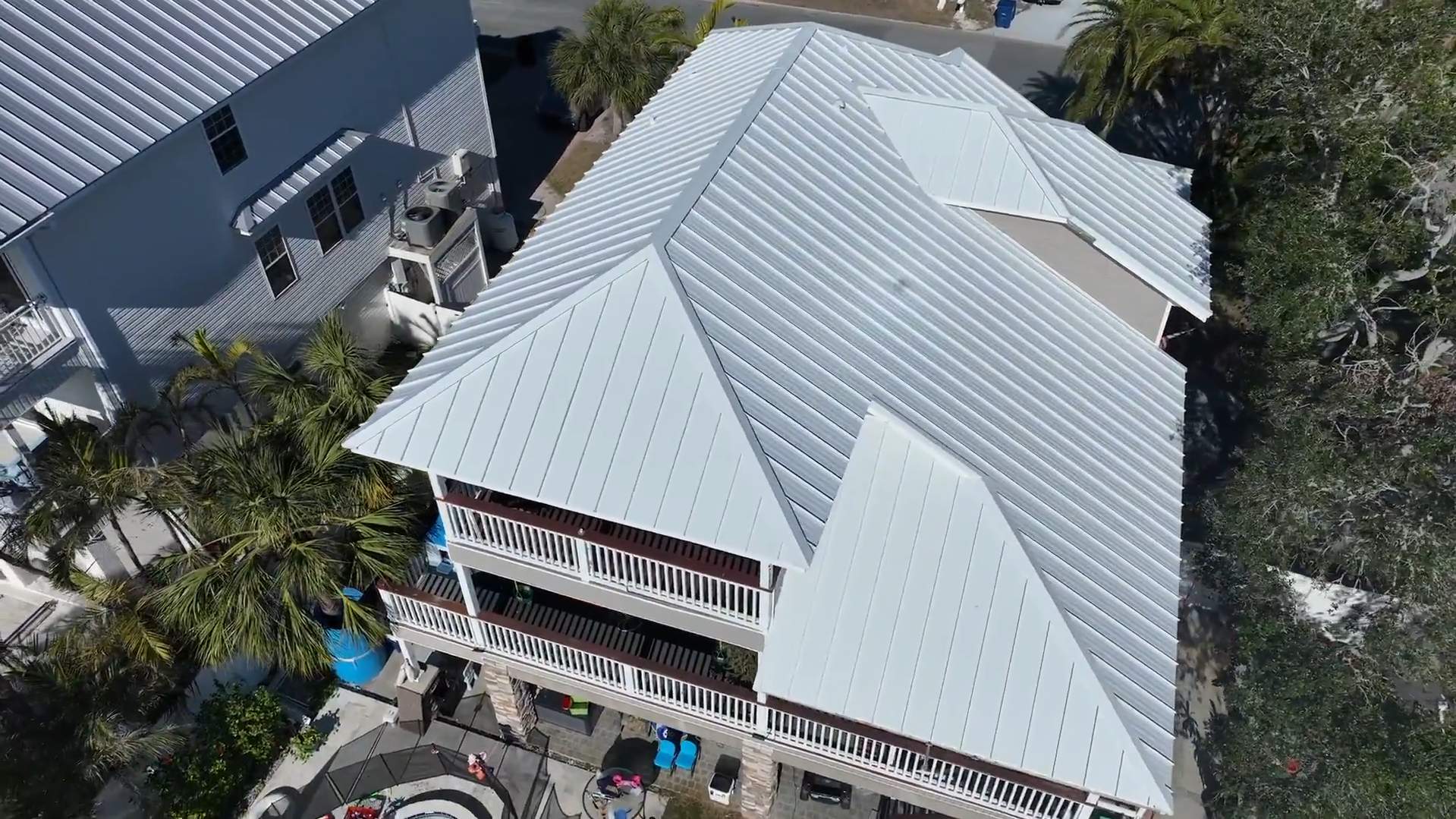 Polar White Standing Seam by Reimagine Roofing