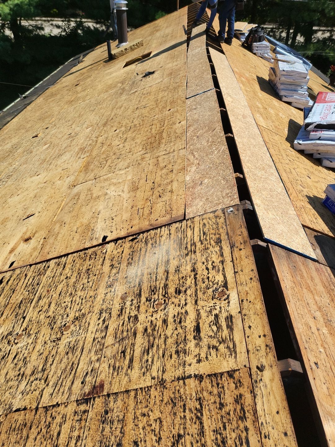 ATLAS PINNACLE COLOR: MORNING HARVEST by Eagle Eye Roofing