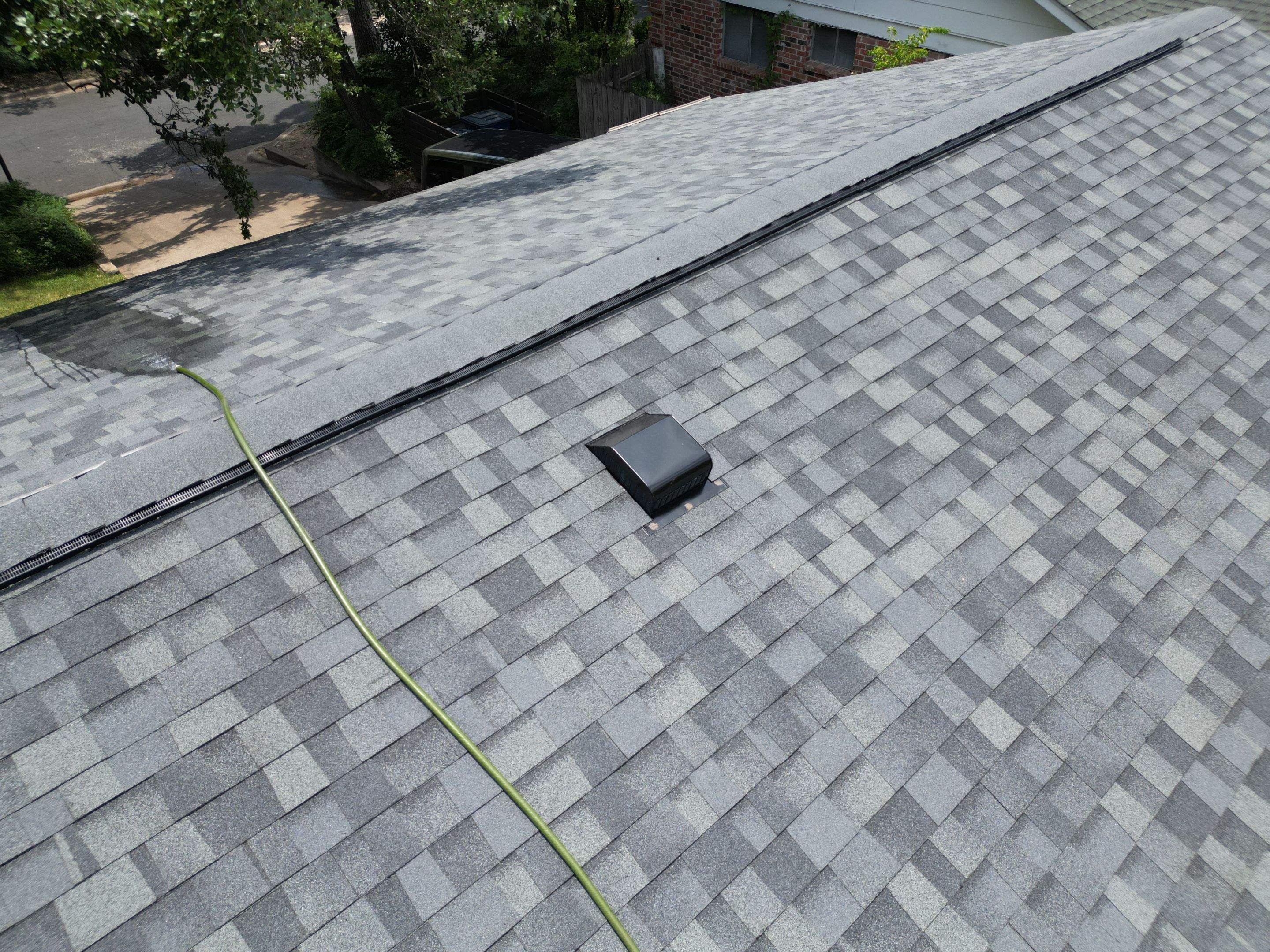 Estate Gray - Owens Corning TruDefinition Duration by RoofsOnly.com