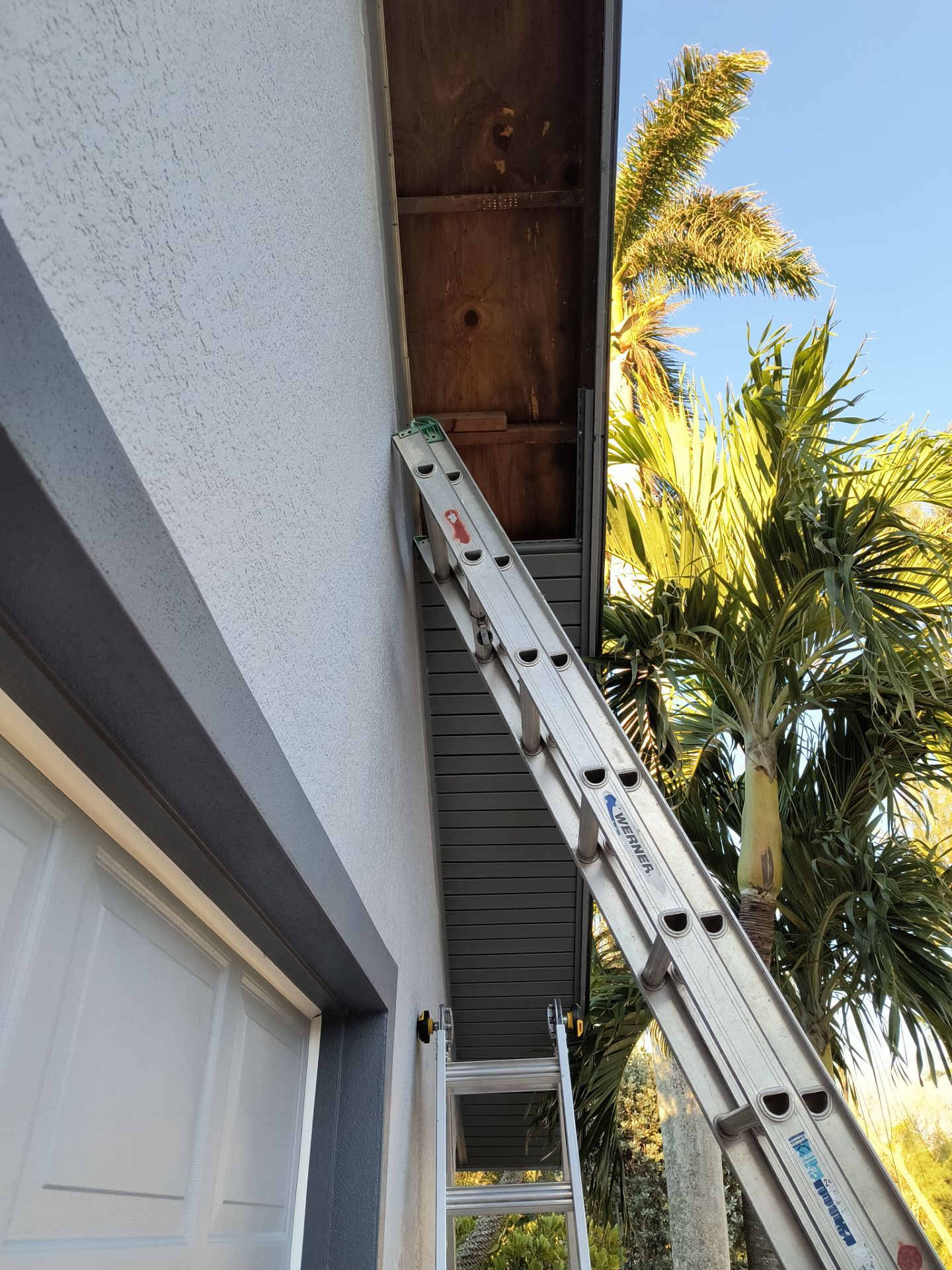 Soffit and Fascia Installation in Fort Myers FL by Gutter Professors