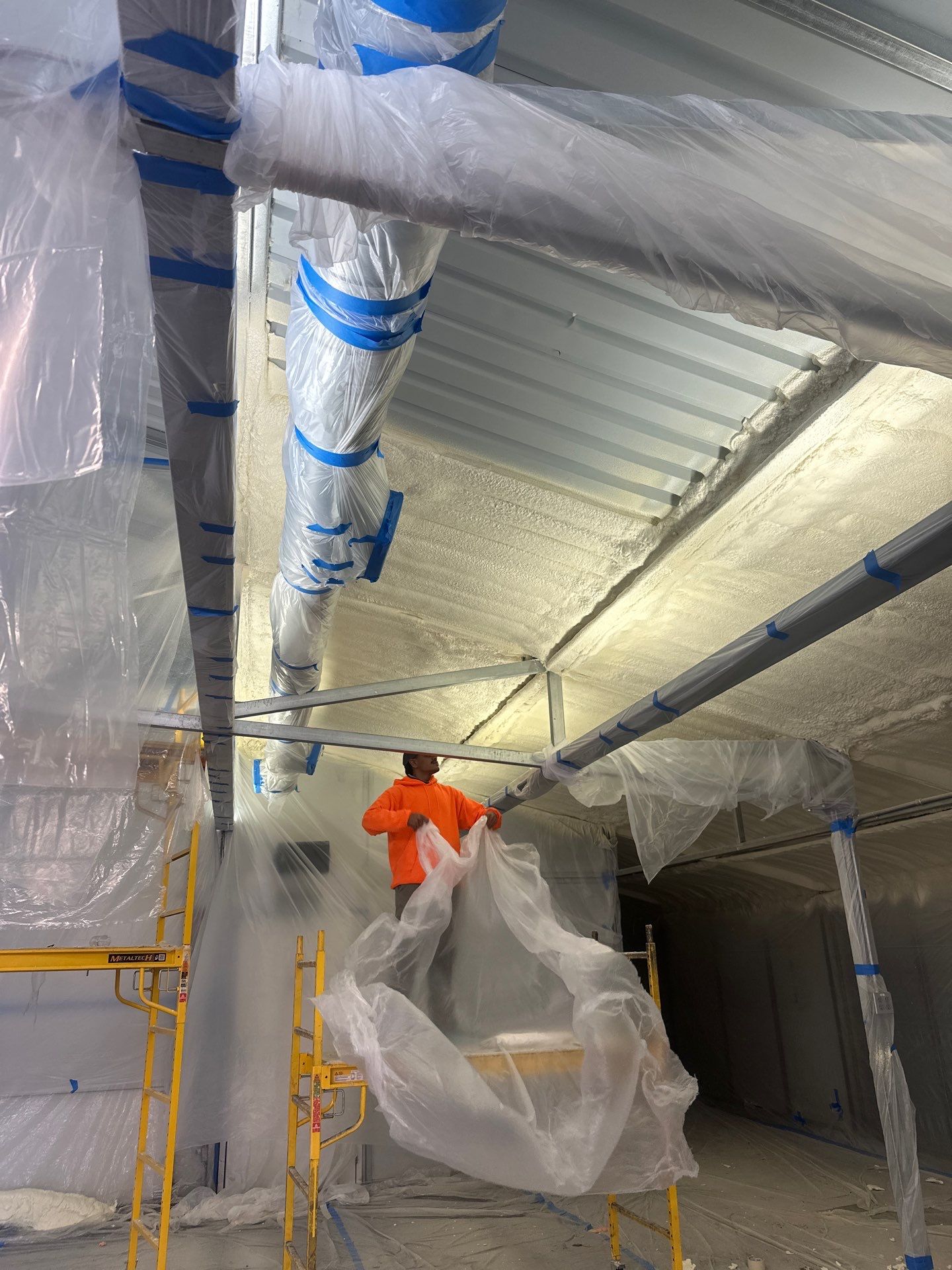 Sunnyvale Tx, Close cell spray foam custom garage  by Apex Insulation Solutions